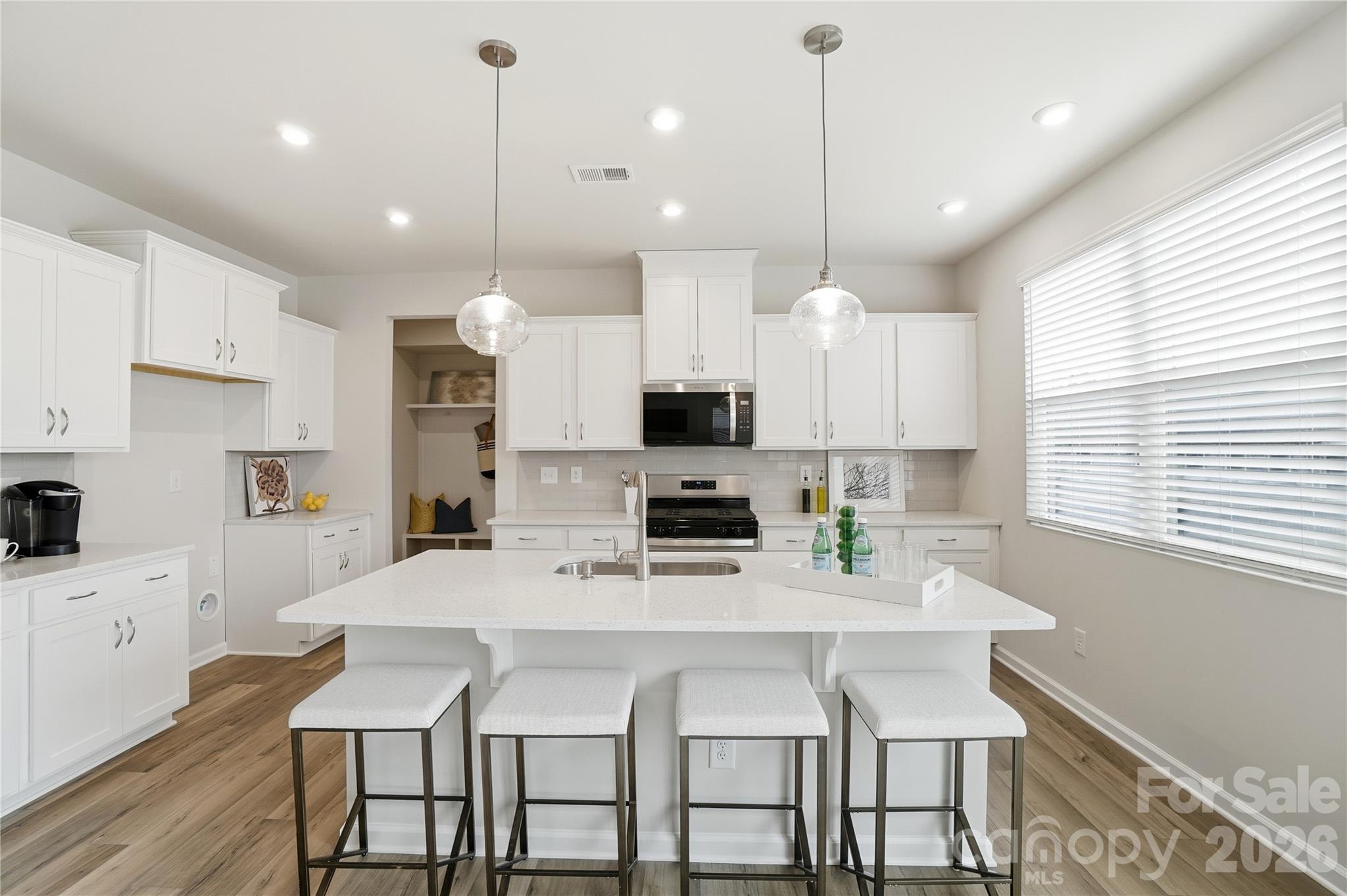 1326 Honey Trail