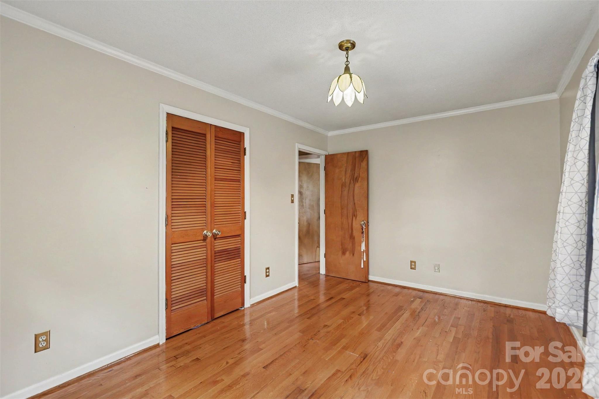 Single Family Residence at 310 Ferret Lane, York, photo 15 of 21