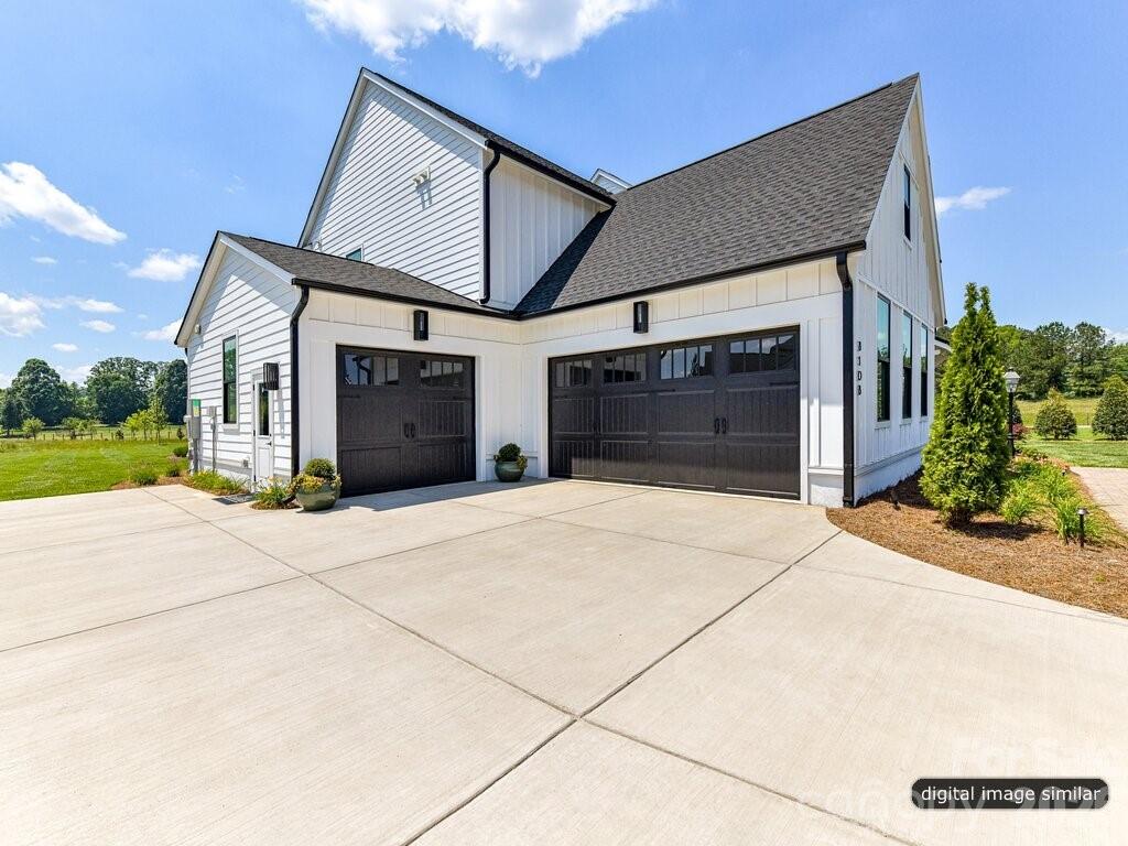 Single Family Residence at 2232 Grey Road, Davidson, photo 14 of 33