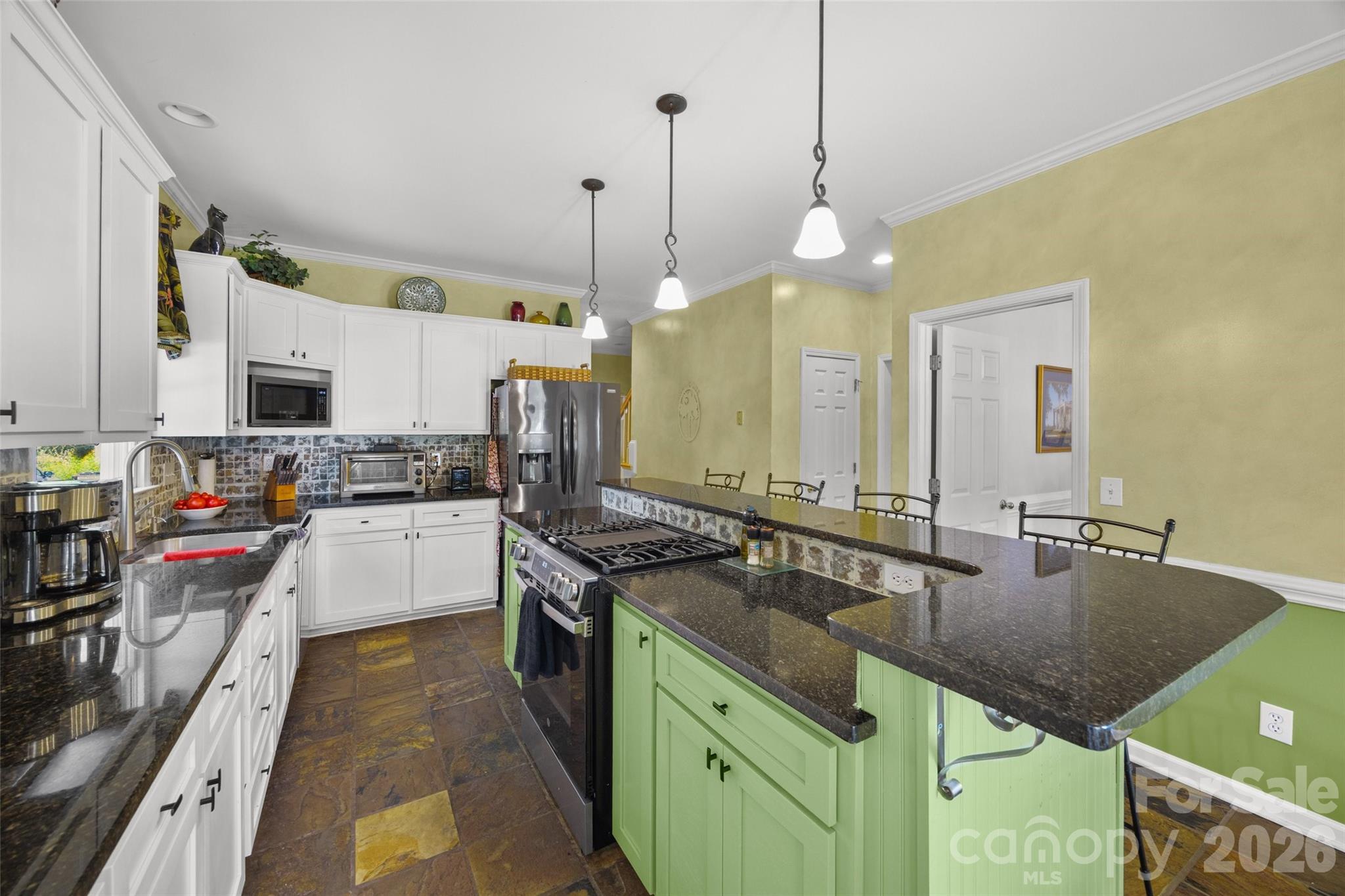 Single Family Residence at 2255 Drawbridge Court, Rock Hill, photo 10 of 40