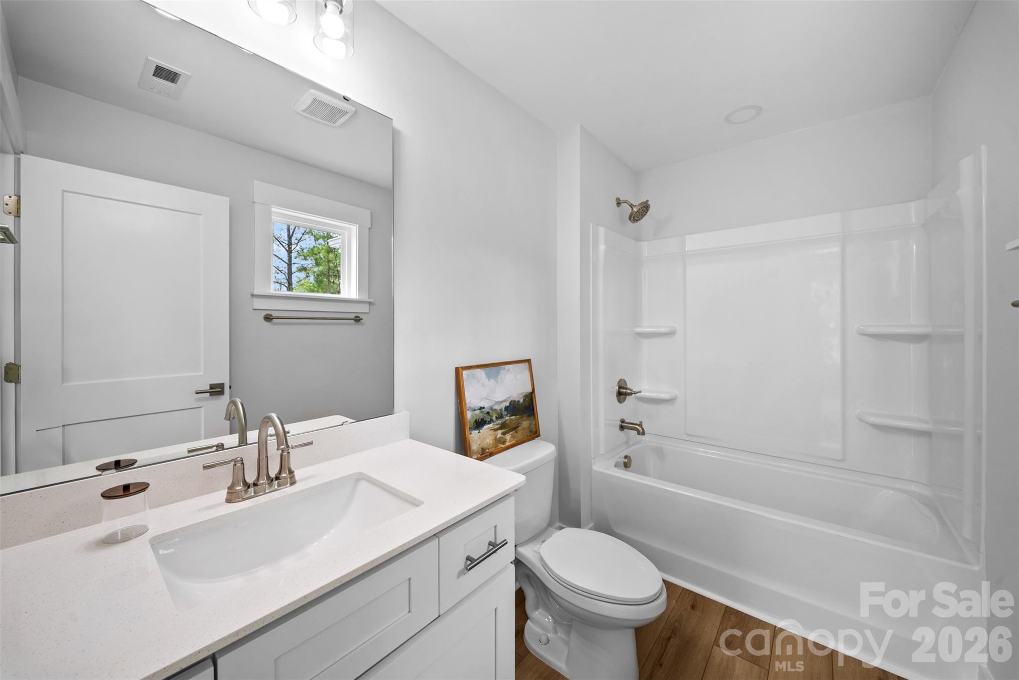 Single Family Residence at 170 Silver Creek Drive, Concord, photo 22 of 41