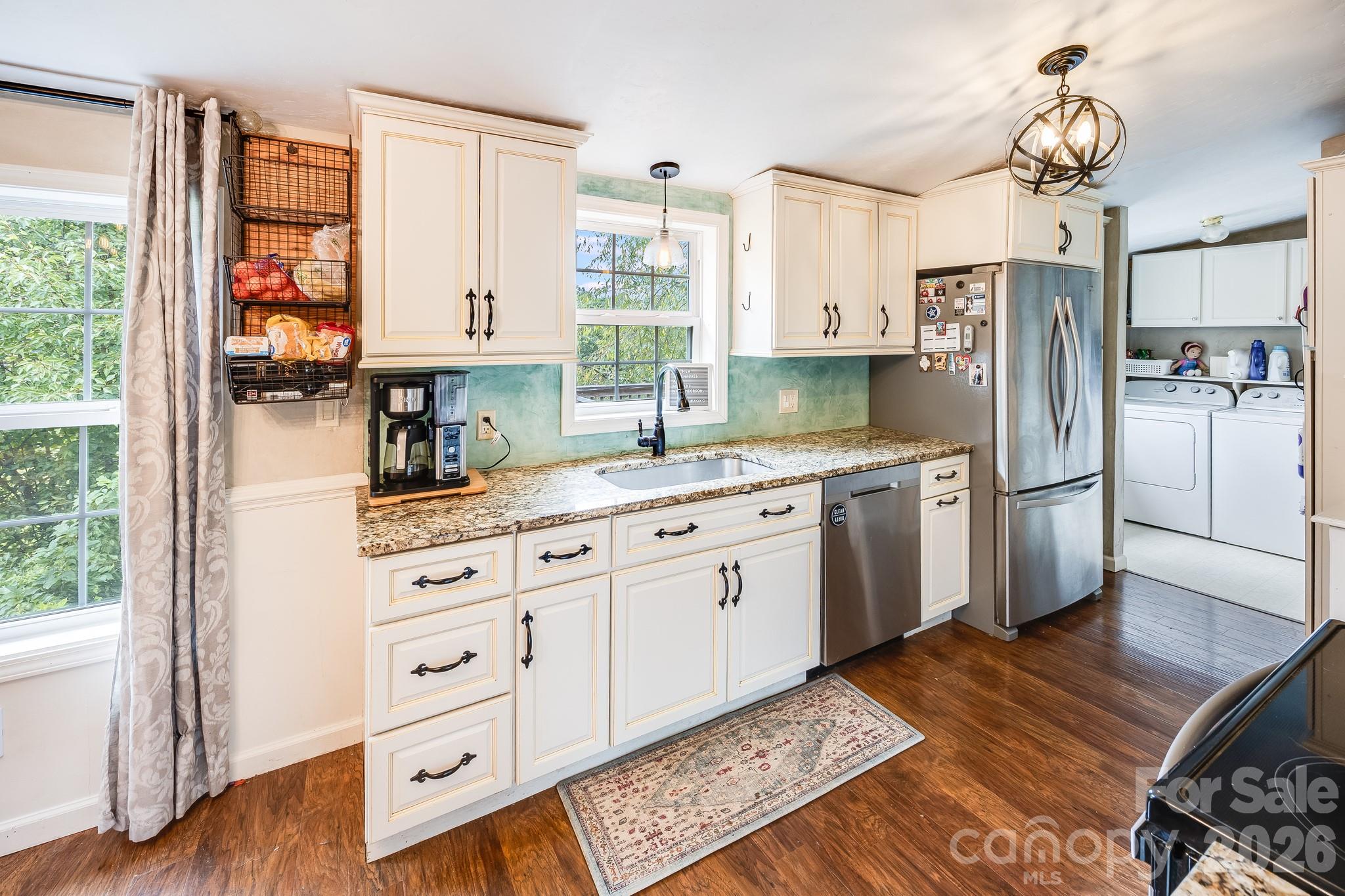 Single Family Residence at 105 Short Meadow Drive, Candler, photo 13 of 26