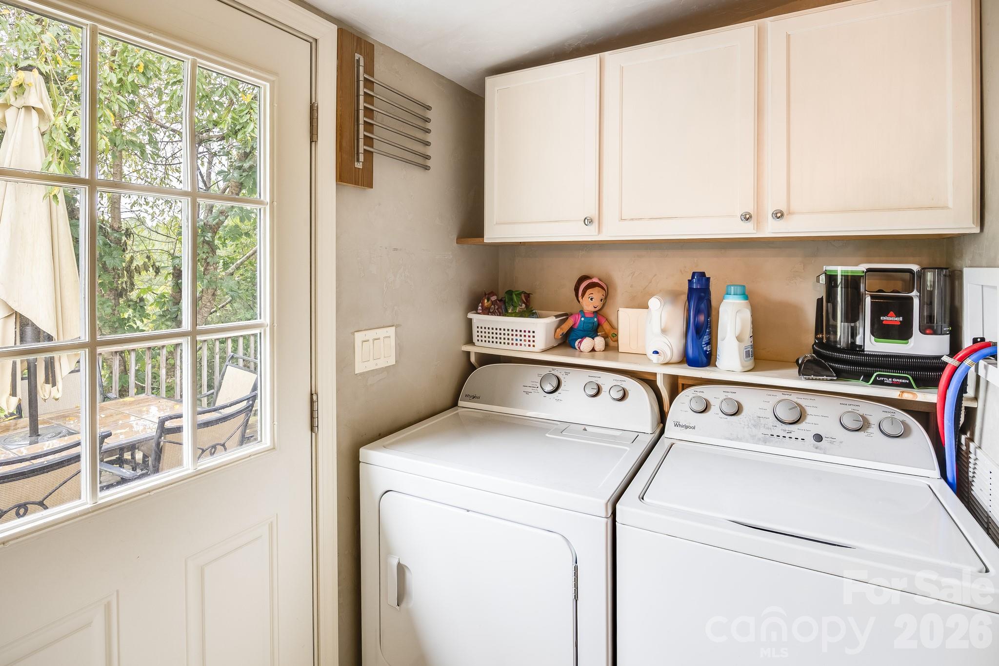 Single Family Residence at 105 Short Meadow Drive, Candler, photo 25 of 26