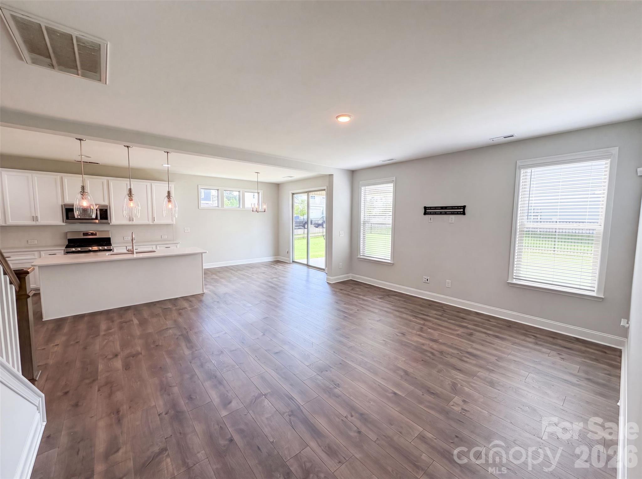 Single Family Residence at 4273 Stream Dale Circle NW, Concord, photo 3 of 28
