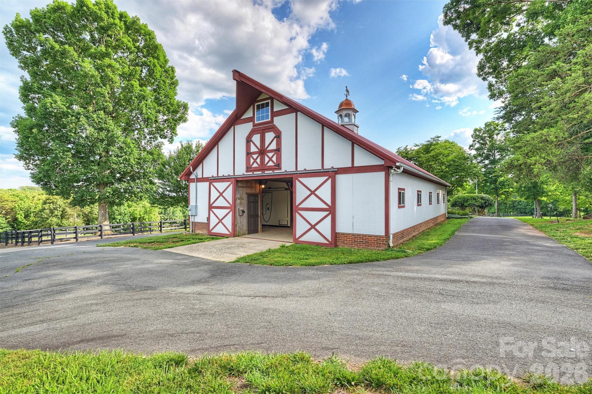 Farm at 172 & 186 Tuckertown Road, New London, photo 8 of 48