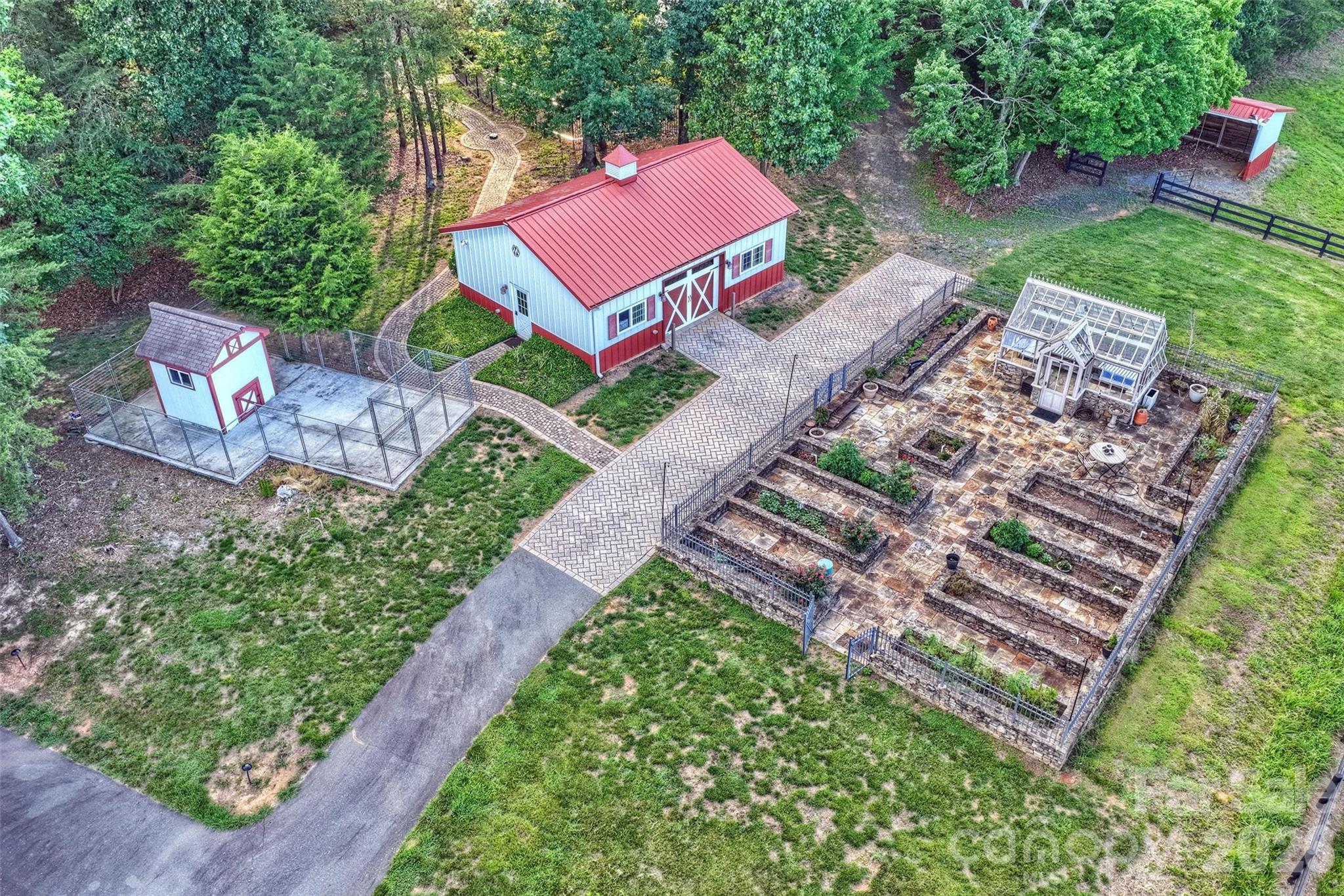 Farm at 172 & 186 Tuckertown Road, New London, photo 32 of 48