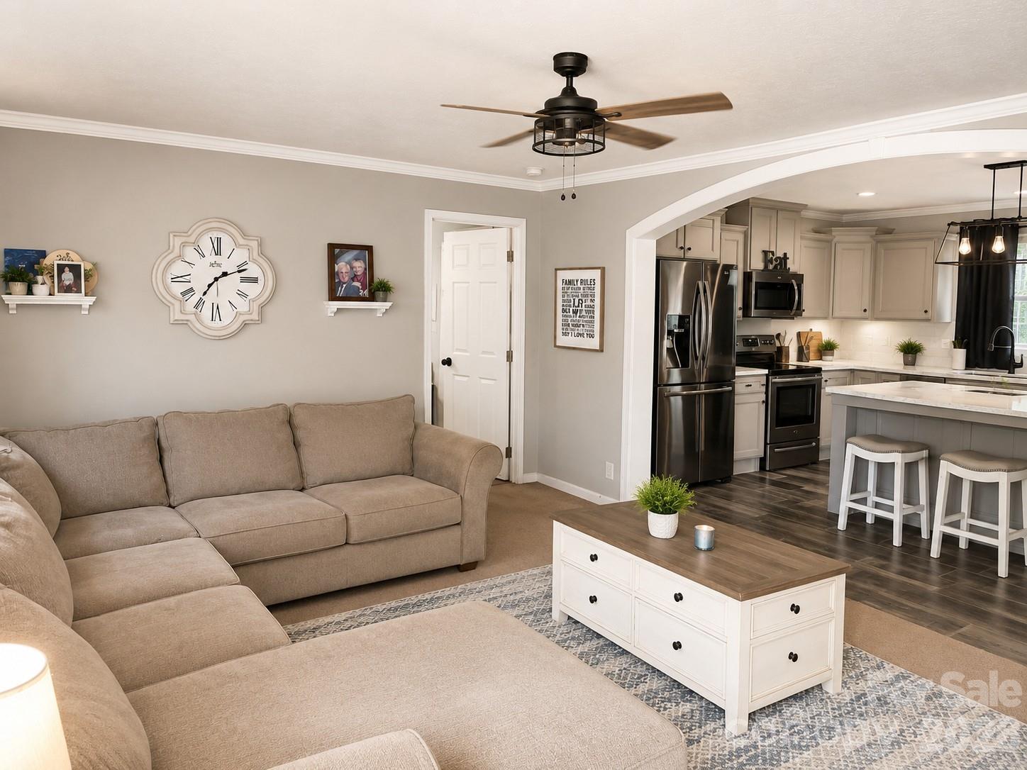 Living Room - 534 Browns Hill Road, Locust