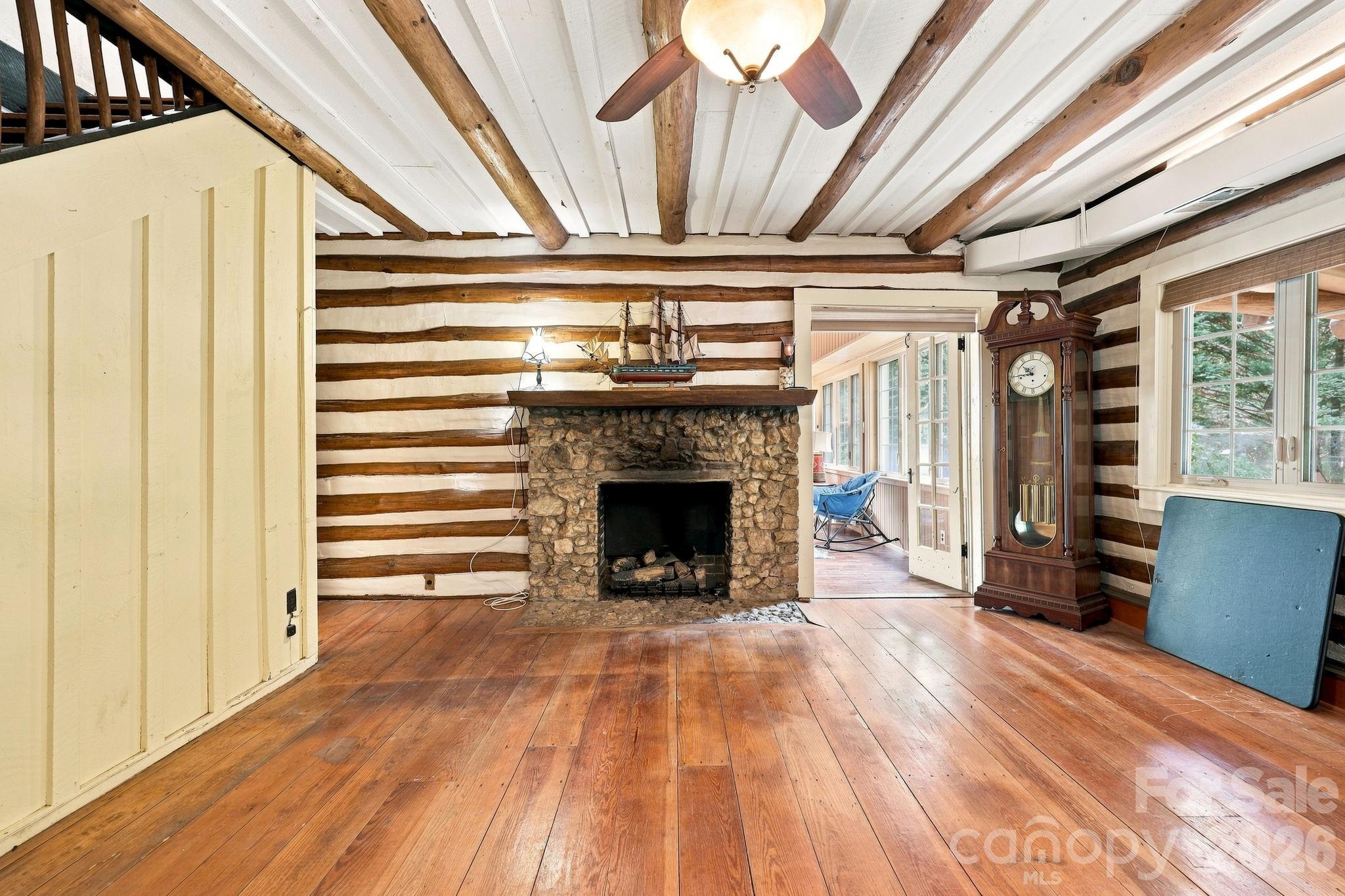 Check out the unique fireplace - 1925 Laurel Park Highway, Hendersonville