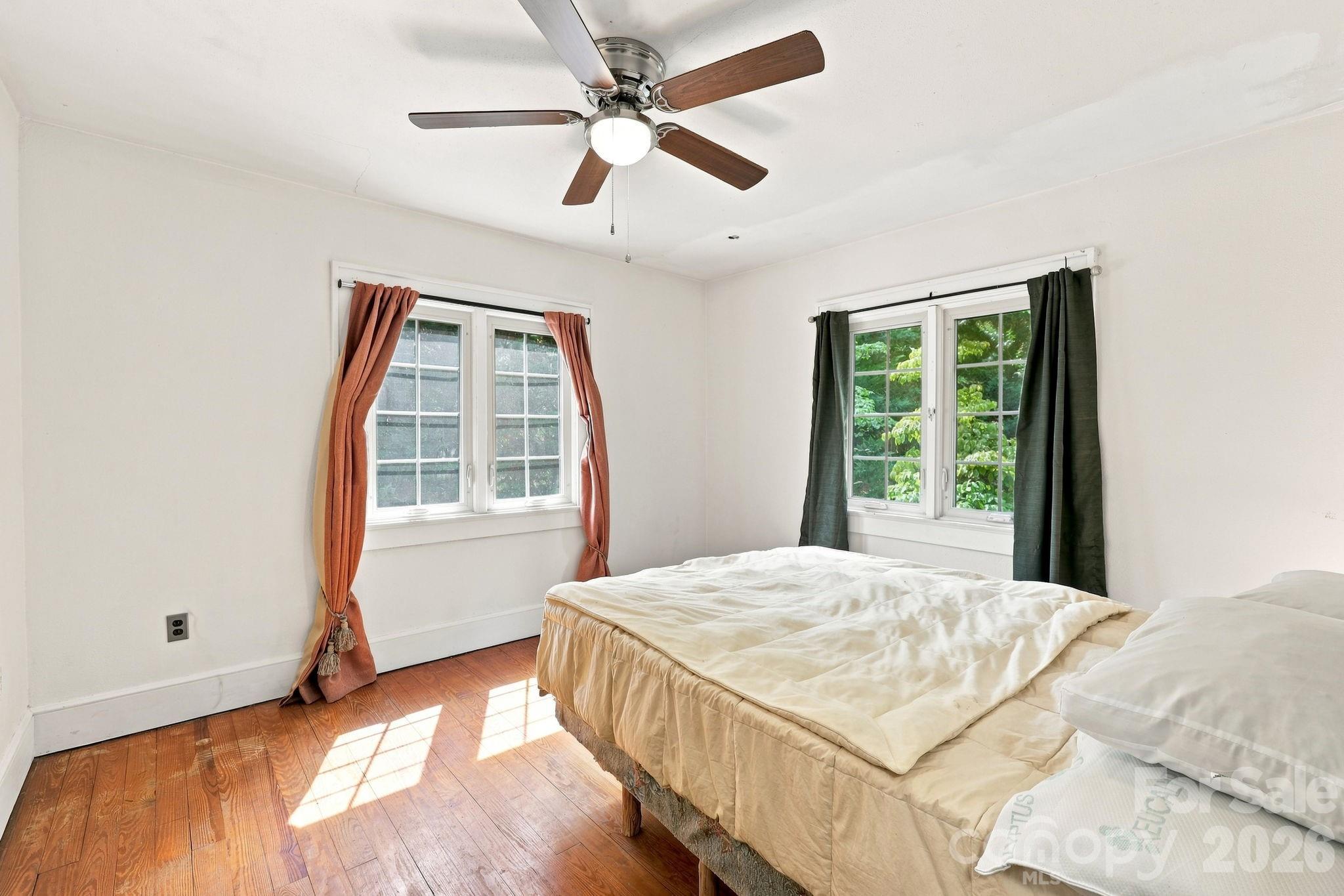 Upstairs Bedroom 3 - 1925 Laurel Park Highway, Hendersonville