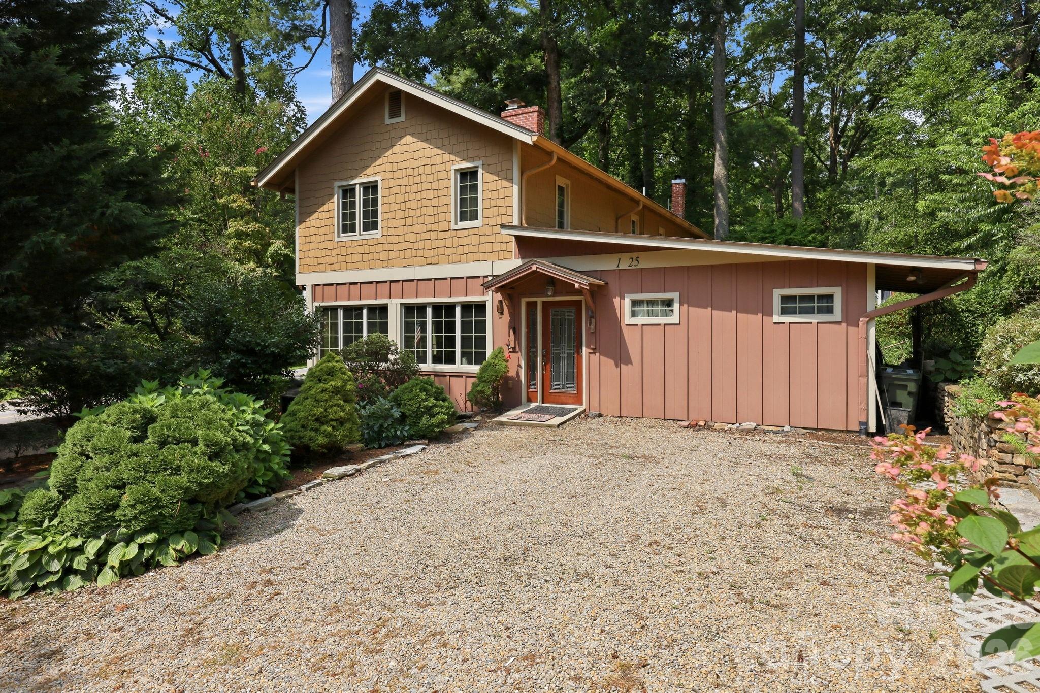Outside parking off of Hydrangea Drive - 1925 Laurel Park Highway, Hendersonville