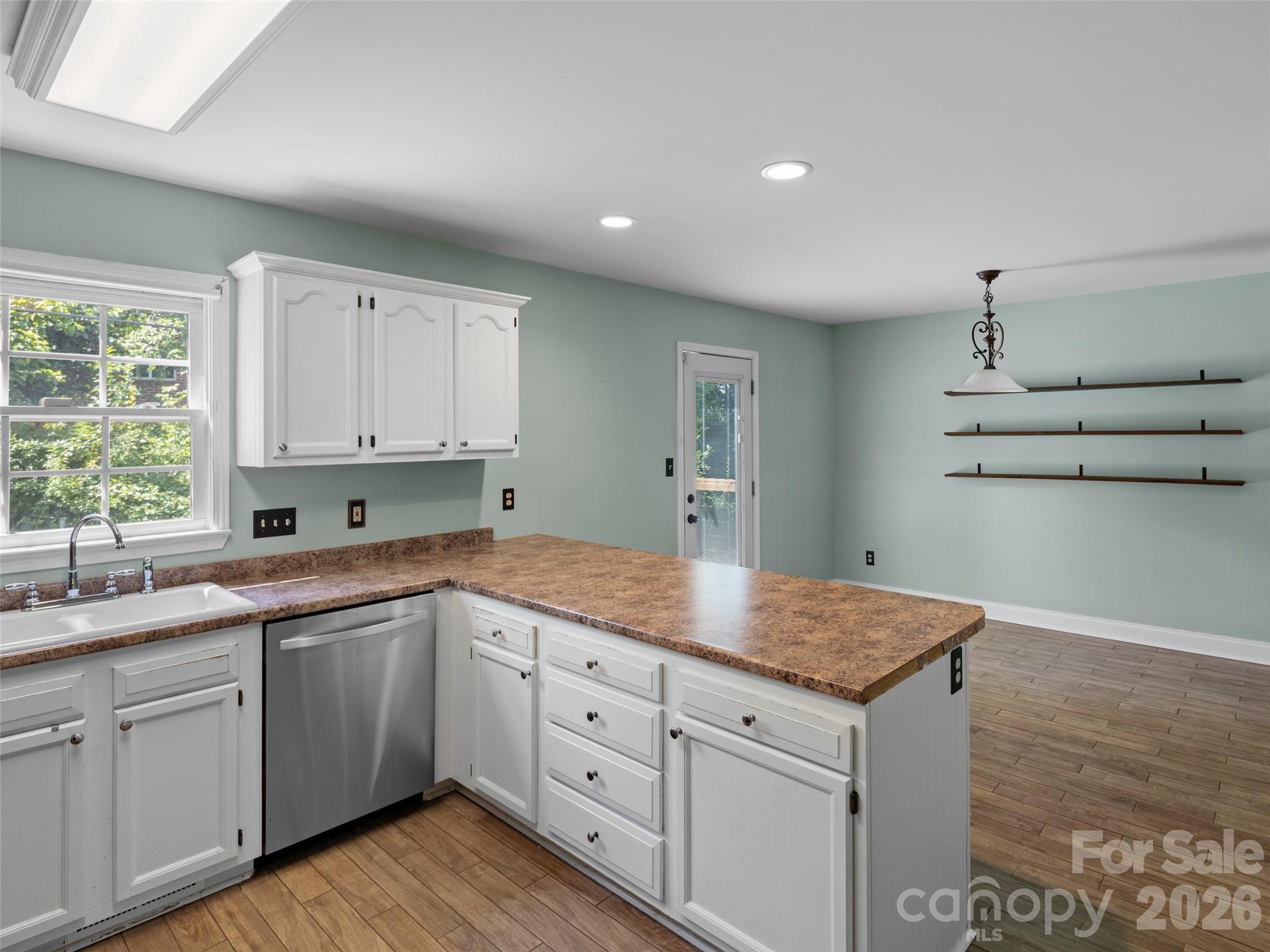 Single Family Residence at 17 Mill Stone Drive, Asheville, photo 12 of 24