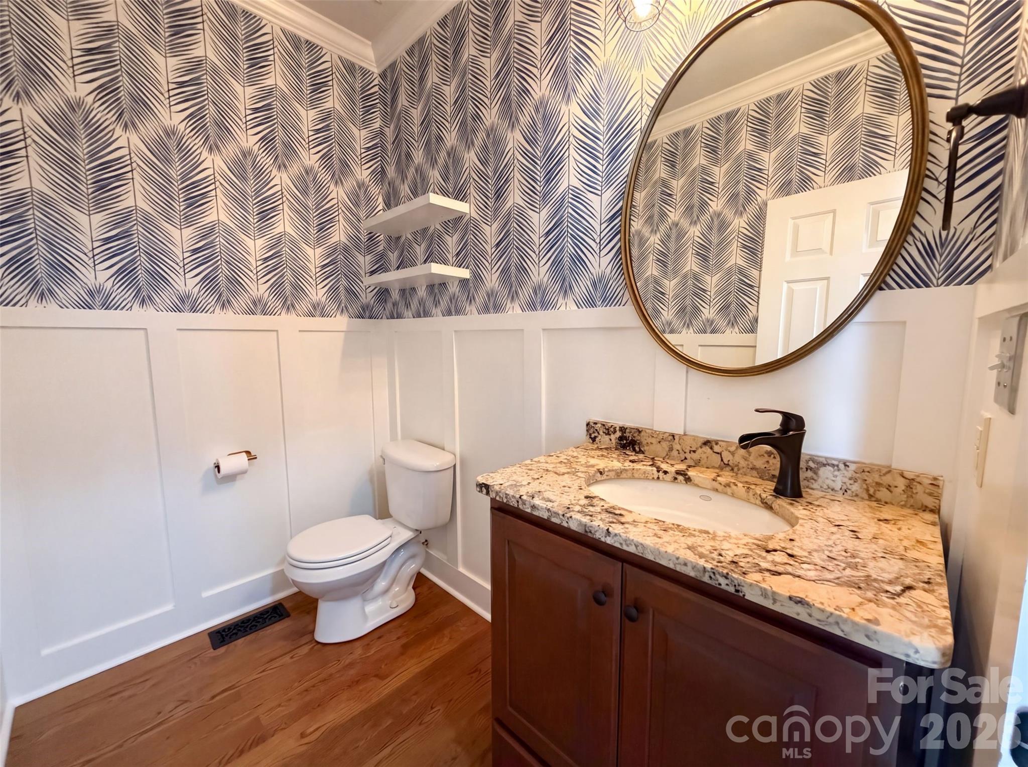 Single Family Residence at 114 Stirling Heights Lane, Fort Mill, photo 6 of 21