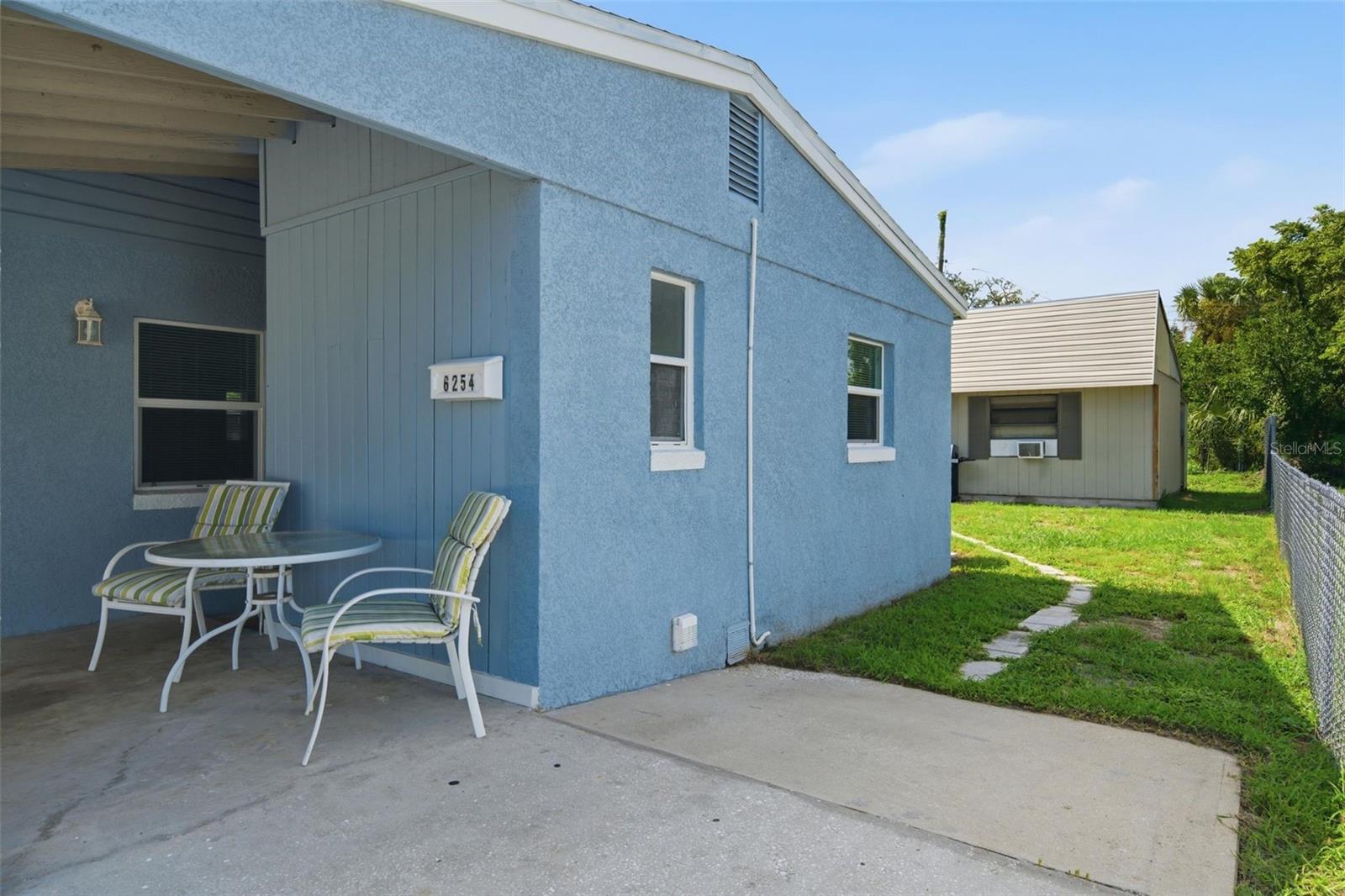 Single Family Residence at 6252 MASSACHUSETTS AVE, NEW PORT RICHEY, photo 5 of 37