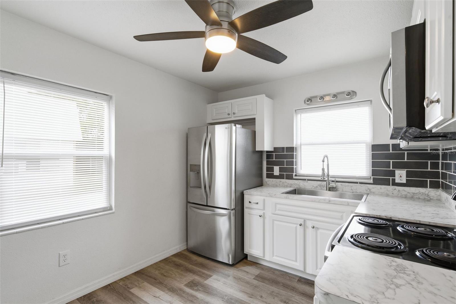 Single Family Residence at 6252 MASSACHUSETTS AVE, NEW PORT RICHEY, photo 29 of 37