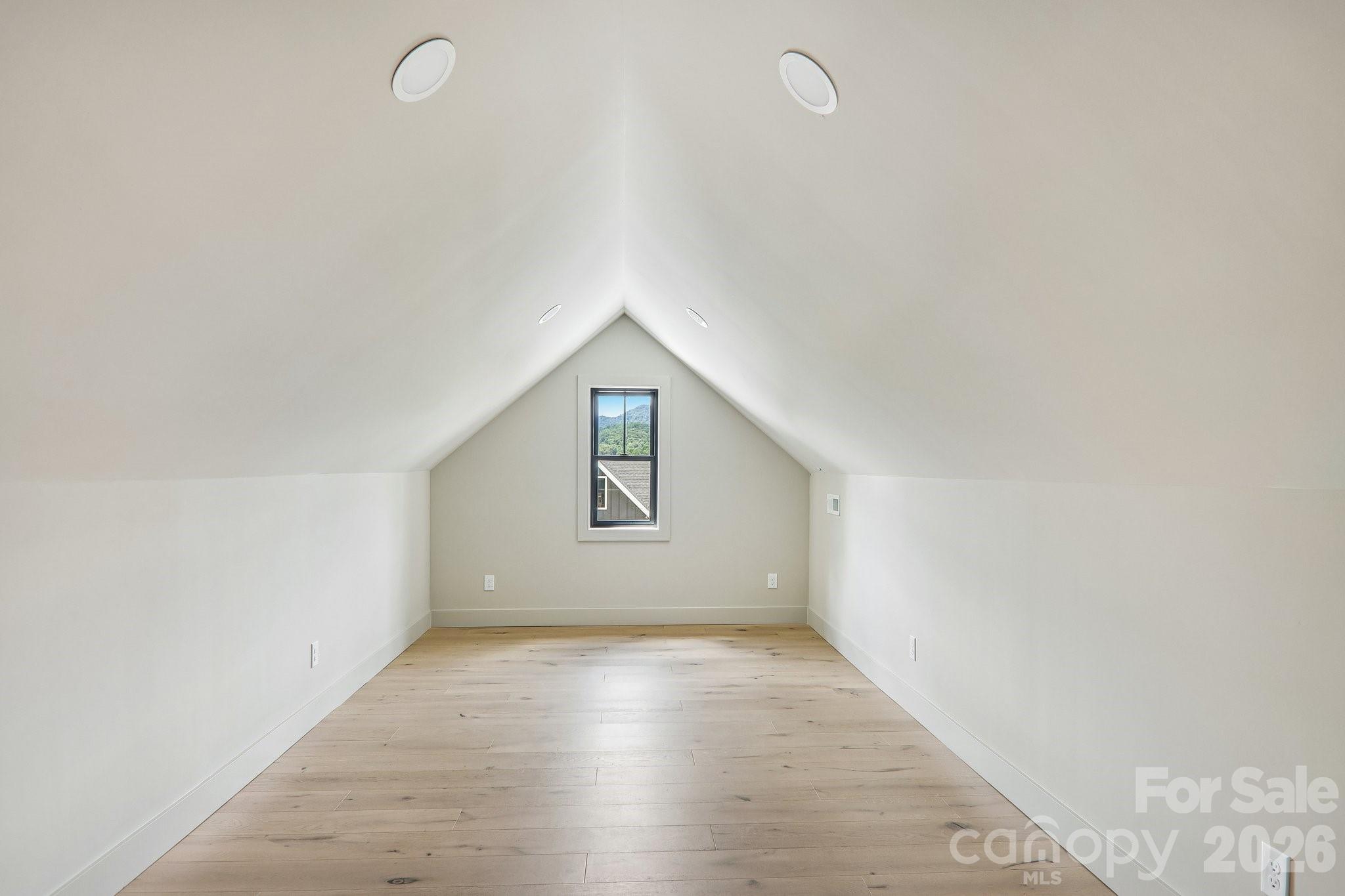 Single Family Residence at 32 South View Drive, Burnsville, photo 9 of 20
