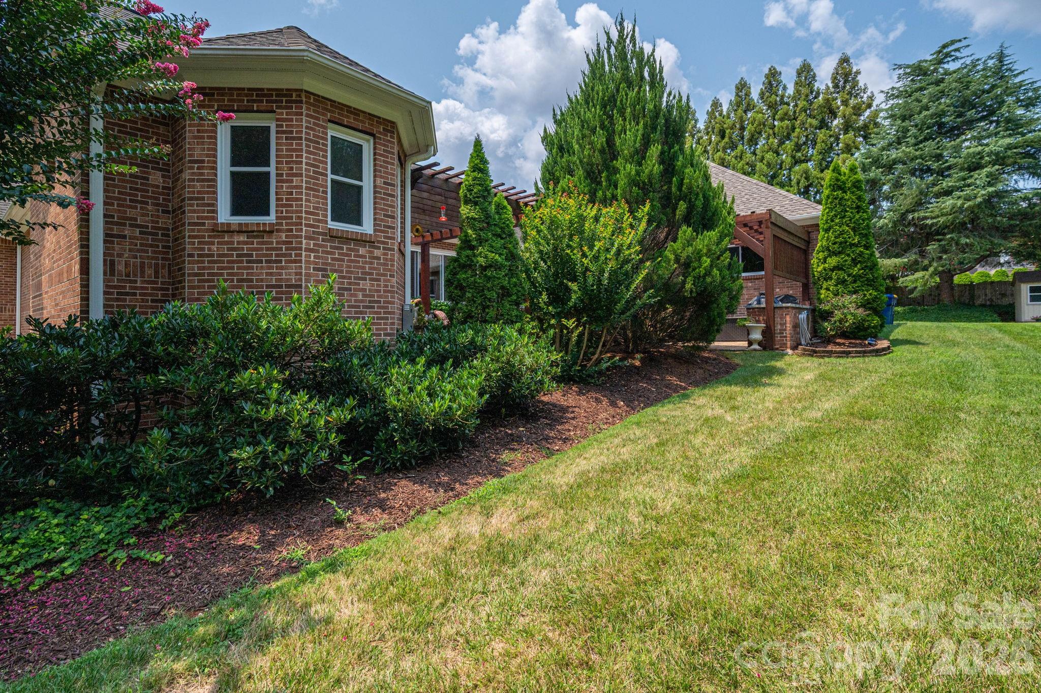 Single Family Residence at 5023 Samuel Pinckney Drive, Belmont, photo 41 of 45