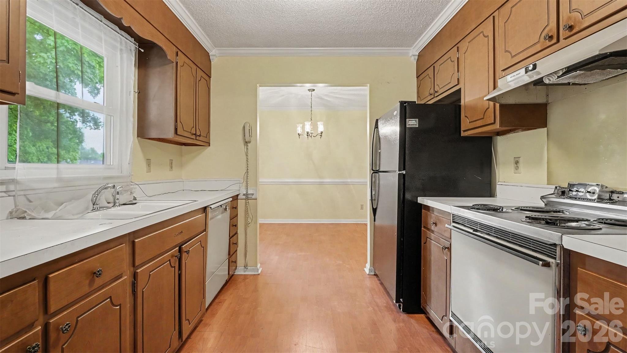 Single Family Residence at 3766 Danube Drive, Winston Salem, photo 9 of 28