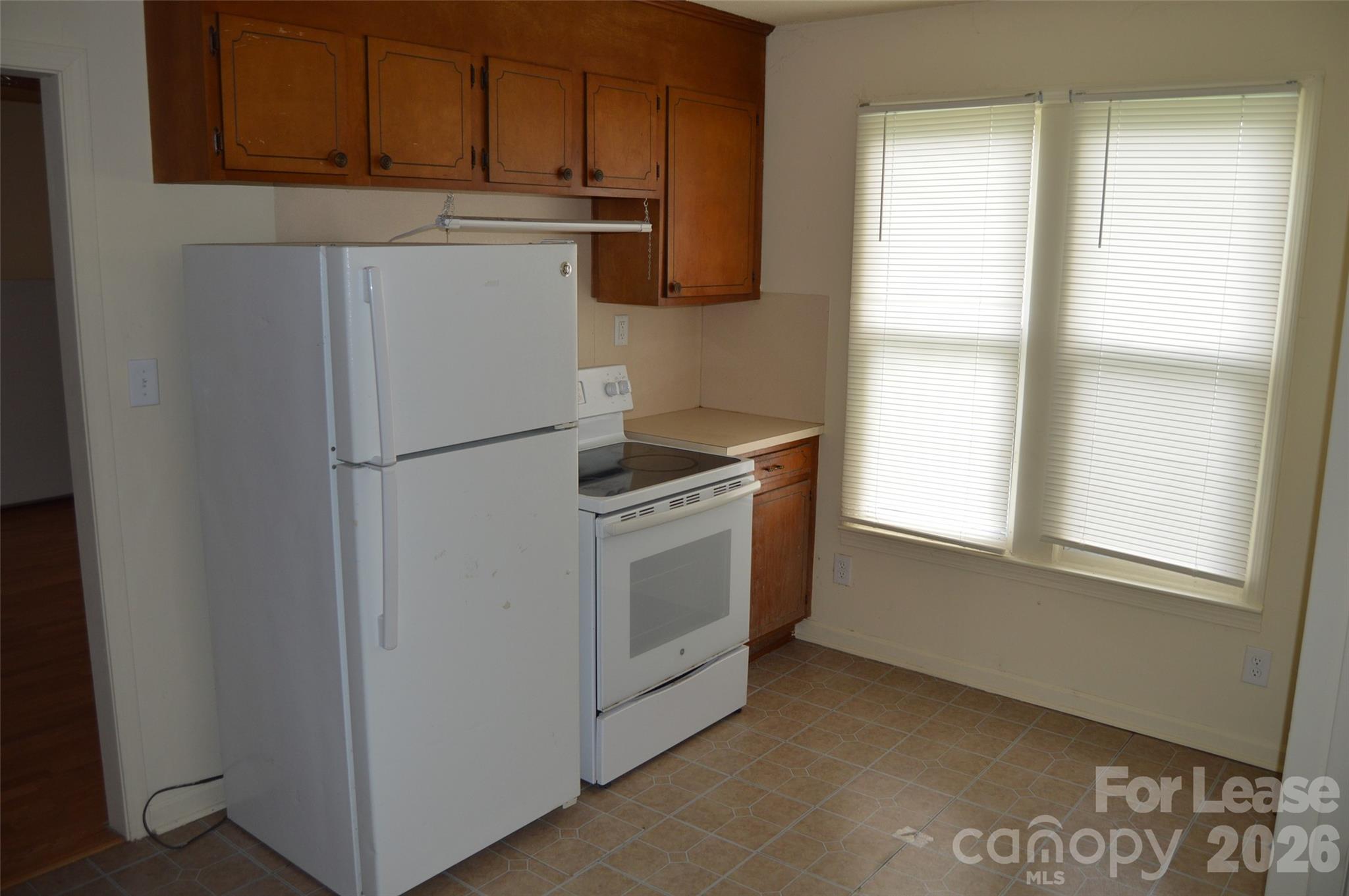 Apartment at 208 Wilson Street, Statesville, photo 6 of 8