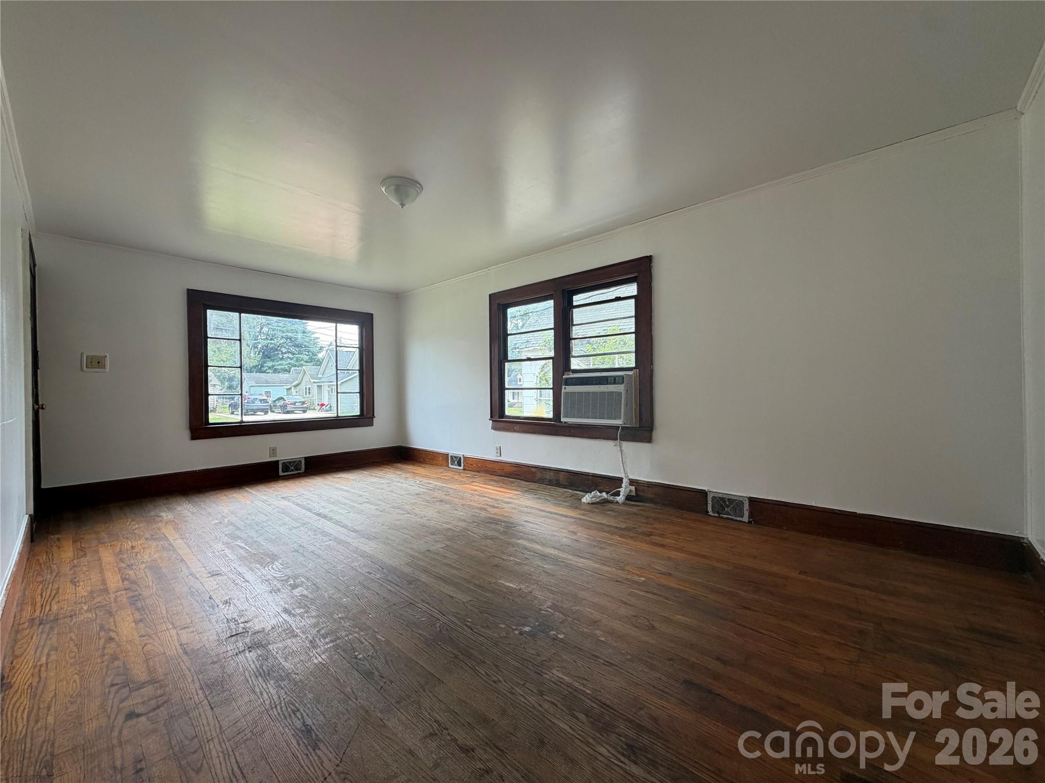 Single Family Residence at 508 N Shaver Street, Salisbury, photo 9 of 23