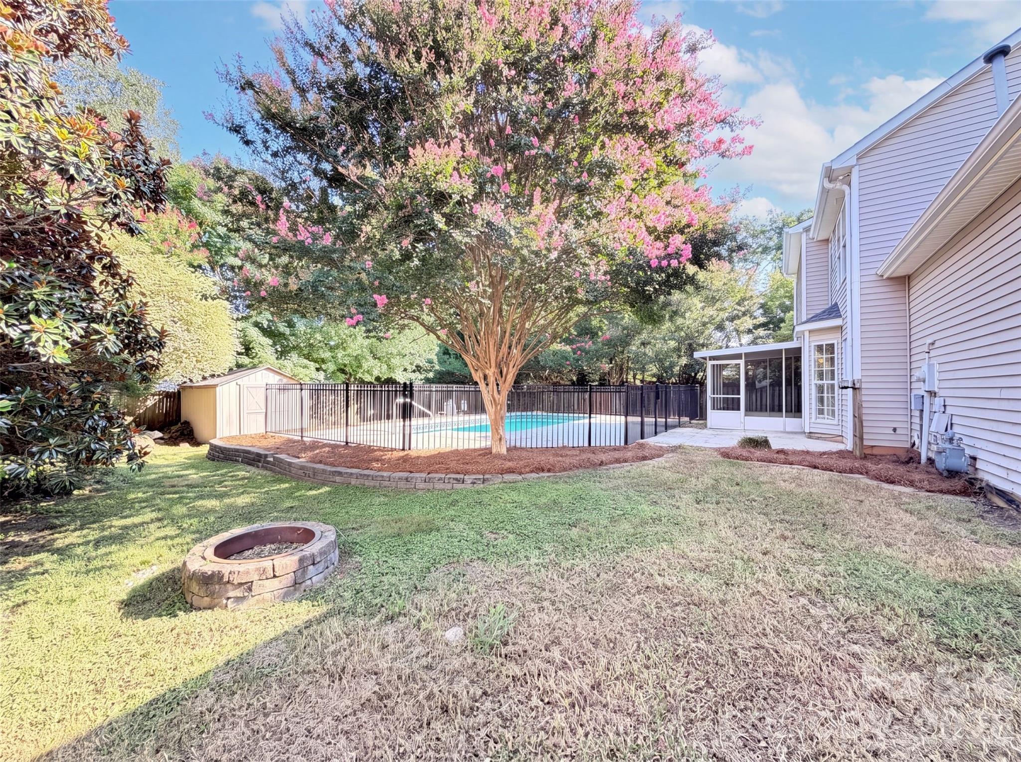 Single Family Residence at 3016 Wyntree Court, Matthews, photo 19 of 19