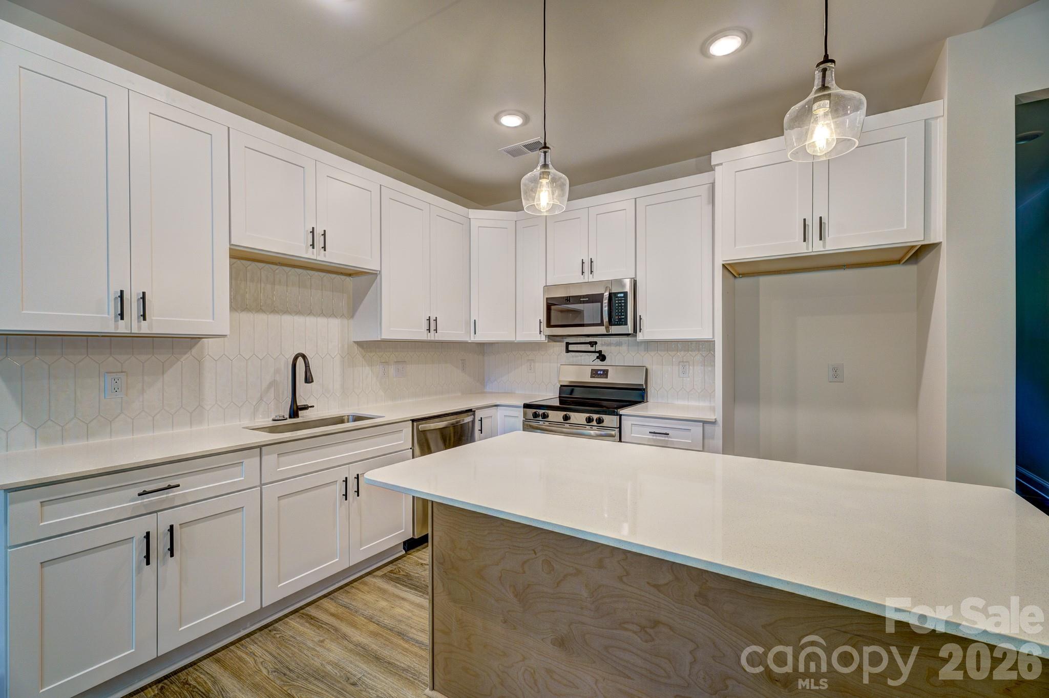 Single Family Residence at 315 S Pink Street, Cherryville, photo 4 of 24