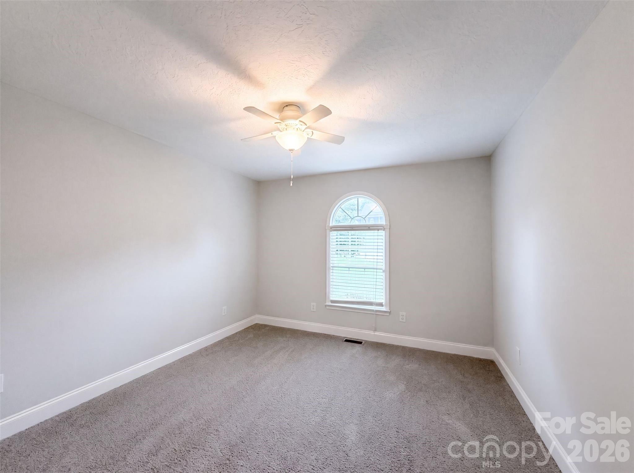 Single Family Residence at 106 Millbranch Lane, Statesville, photo 8 of 19