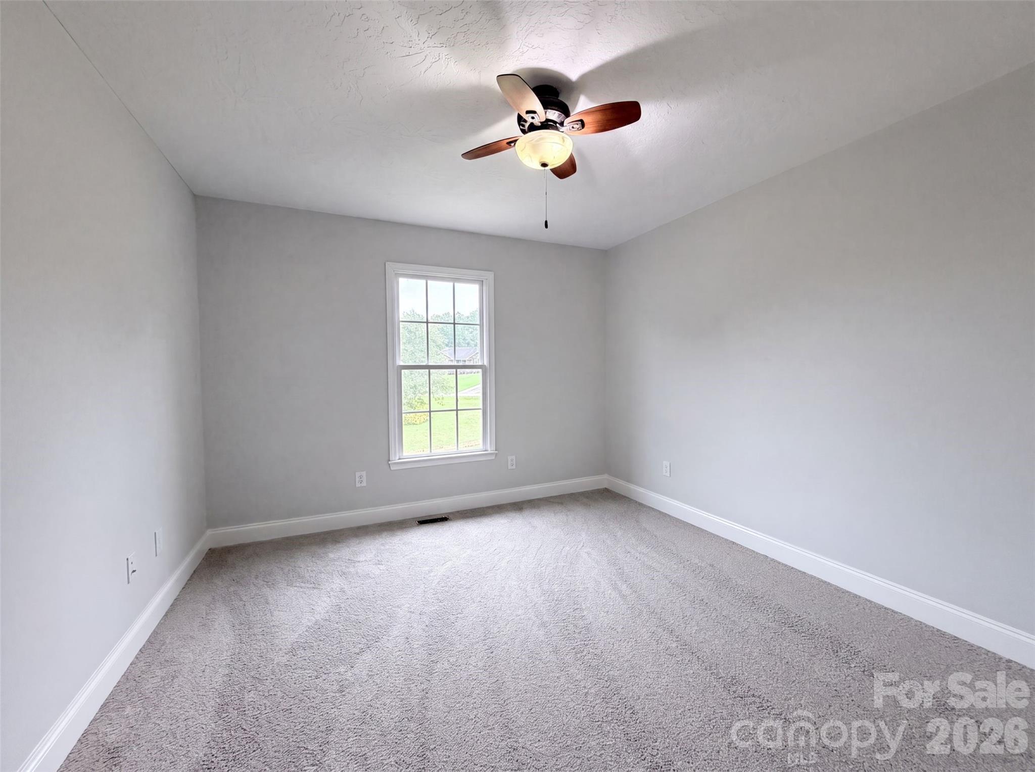 Single Family Residence at 106 Millbranch Lane, Statesville, photo 9 of 19