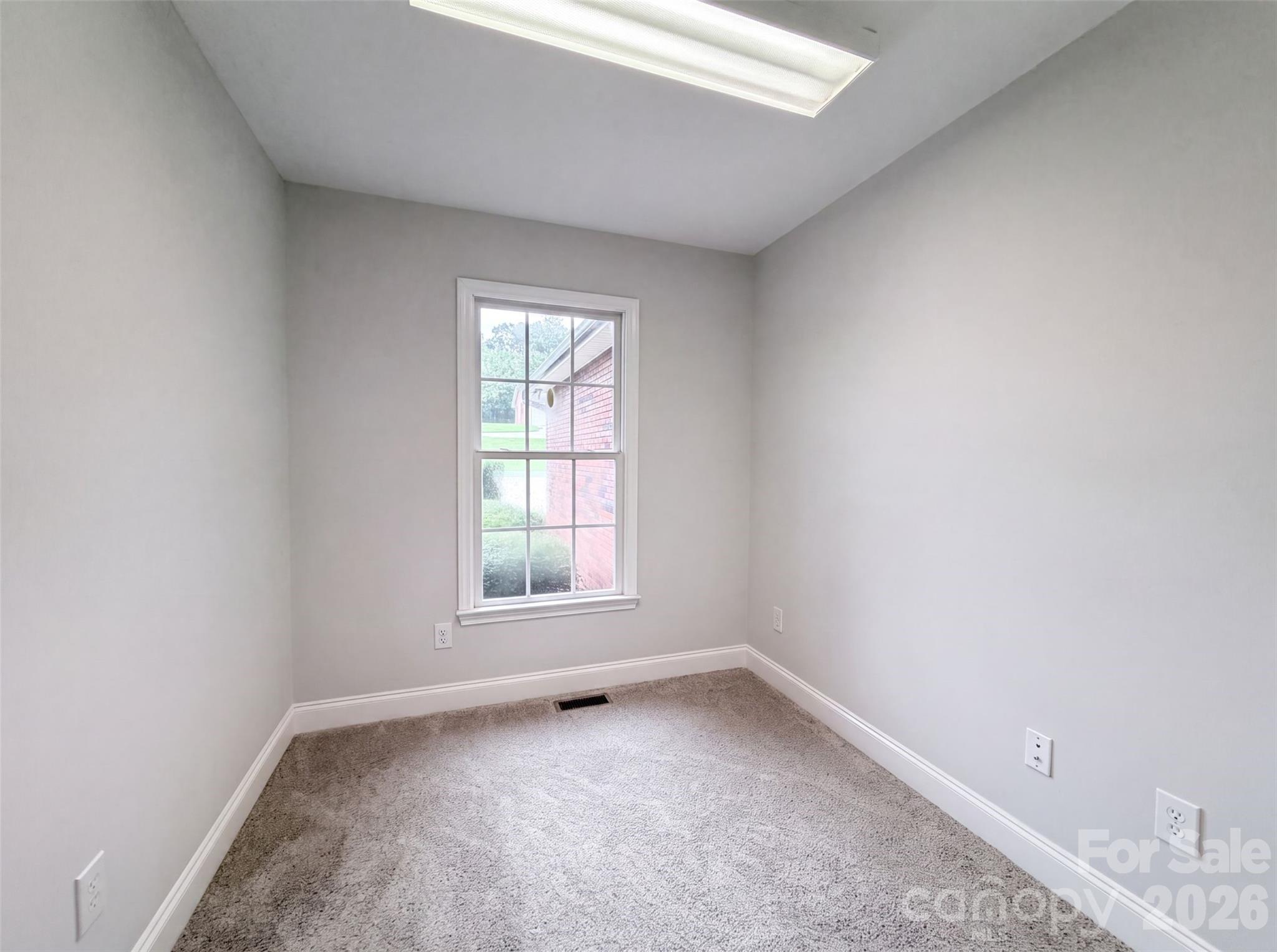 Single Family Residence at 106 Millbranch Lane, Statesville, photo 13 of 19