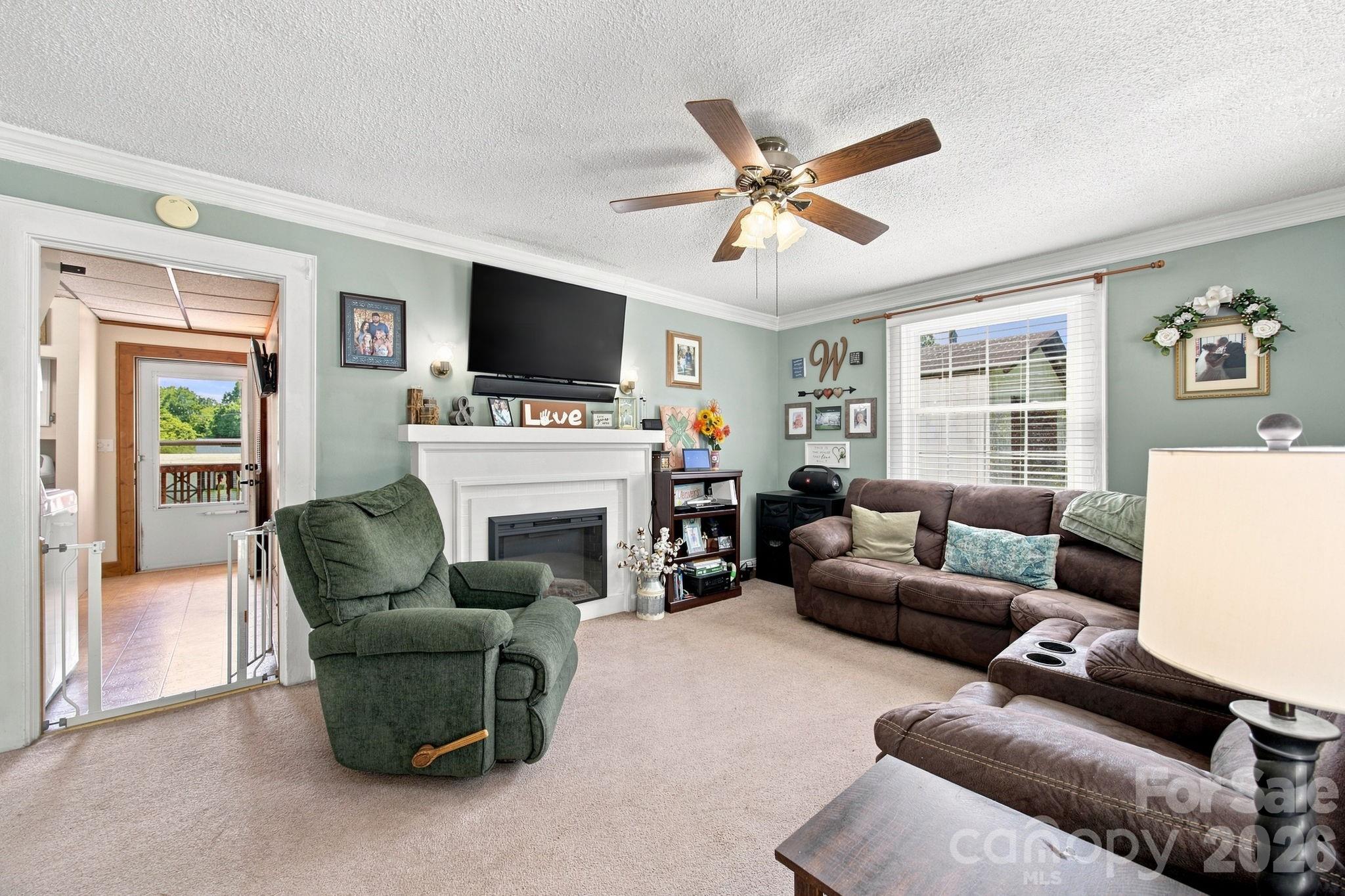 Single Family Residence at 2102 Englewood Street, Kannapolis, photo 6 of 34