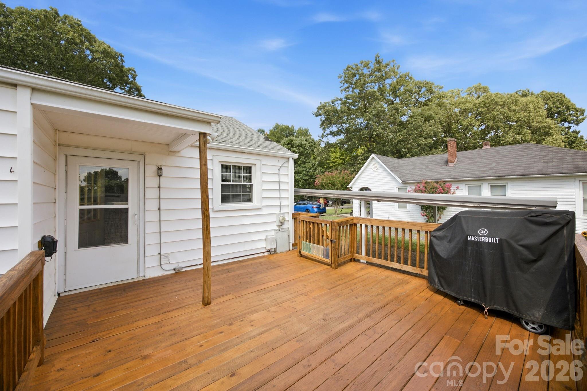 Single Family Residence at 2102 Englewood Street, Kannapolis, photo 17 of 34