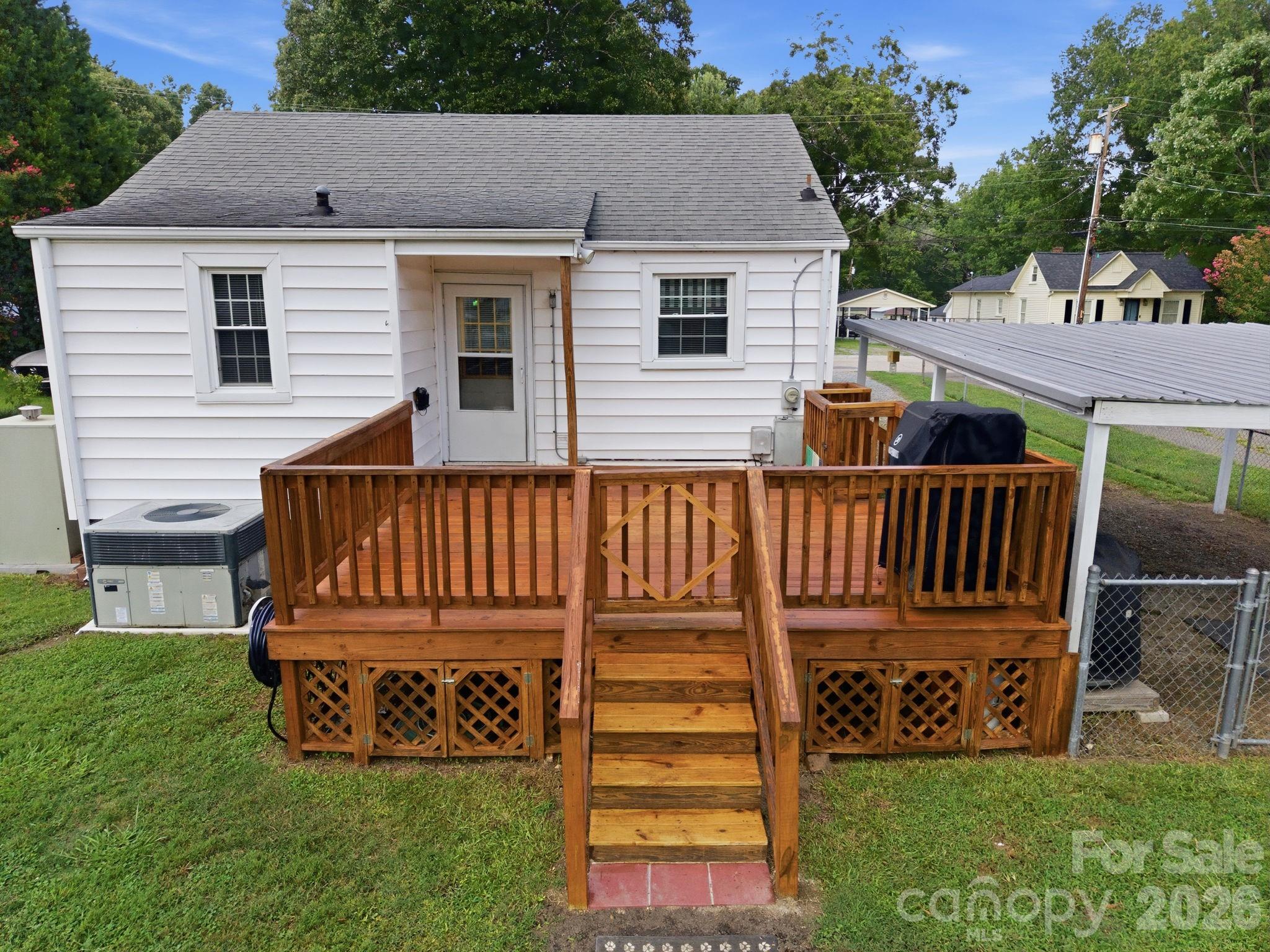 Single Family Residence at 2102 Englewood Street, Kannapolis, photo 20 of 34