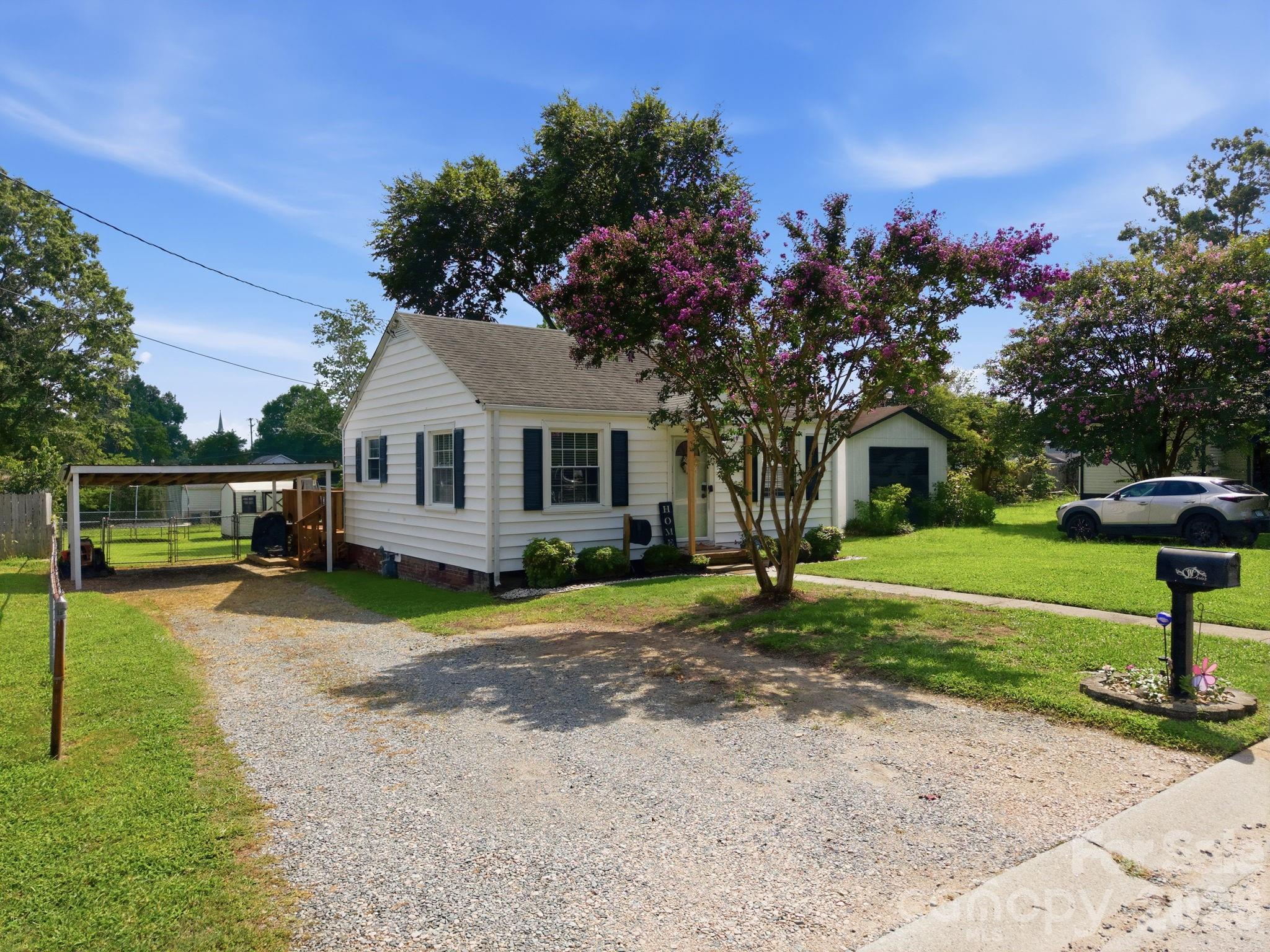 Single Family Residence at 2102 Englewood Street, Kannapolis, photo 31 of 34