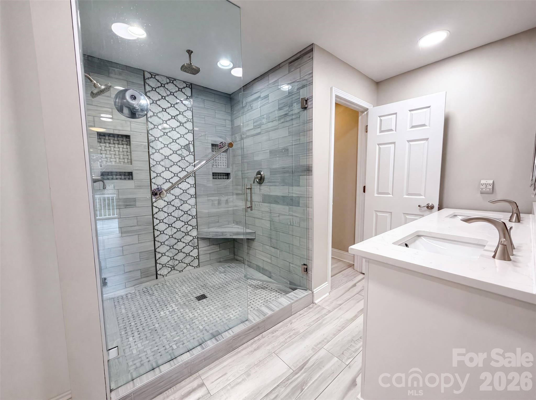 Single Family Residence at 7022 Chelsea Day Lane, Fort Mill, photo 13 of 40