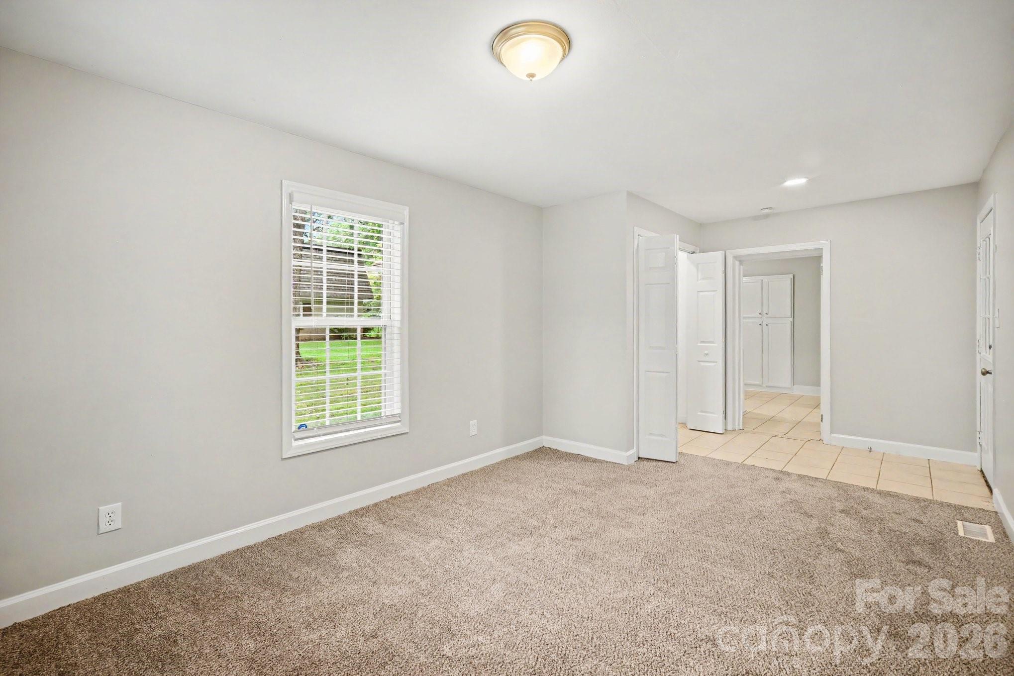 Single Family Residence at 704 1st Avenue Place NE, Conover, photo 18 of 28