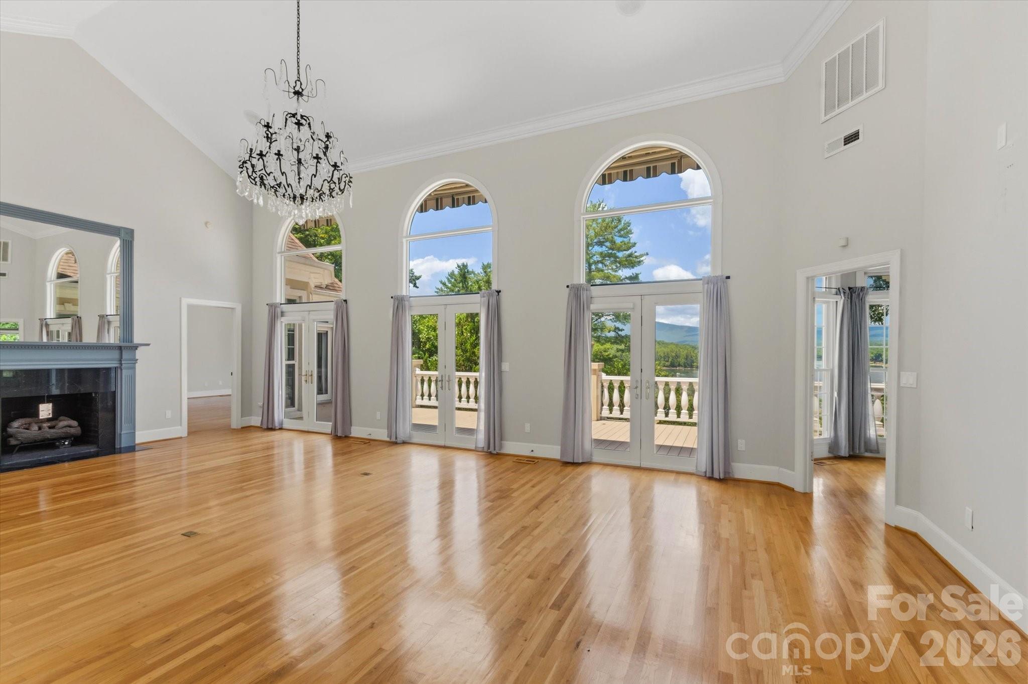 Single Family Residence at 705 Lake Club Drive, Nebo, photo 6 of 46