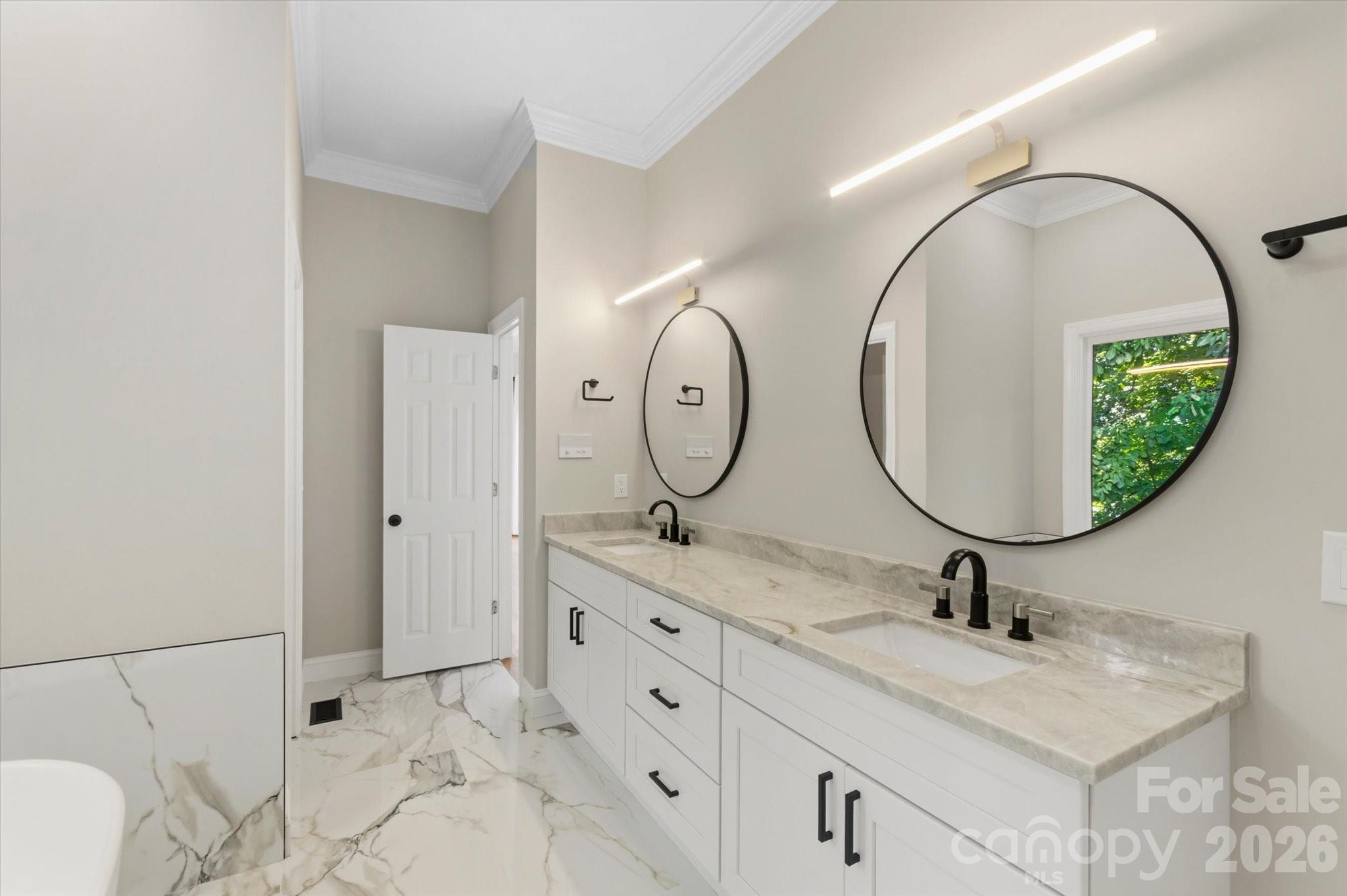 Single Family Residence at 705 Lake Club Drive, Nebo, photo 23 of 46