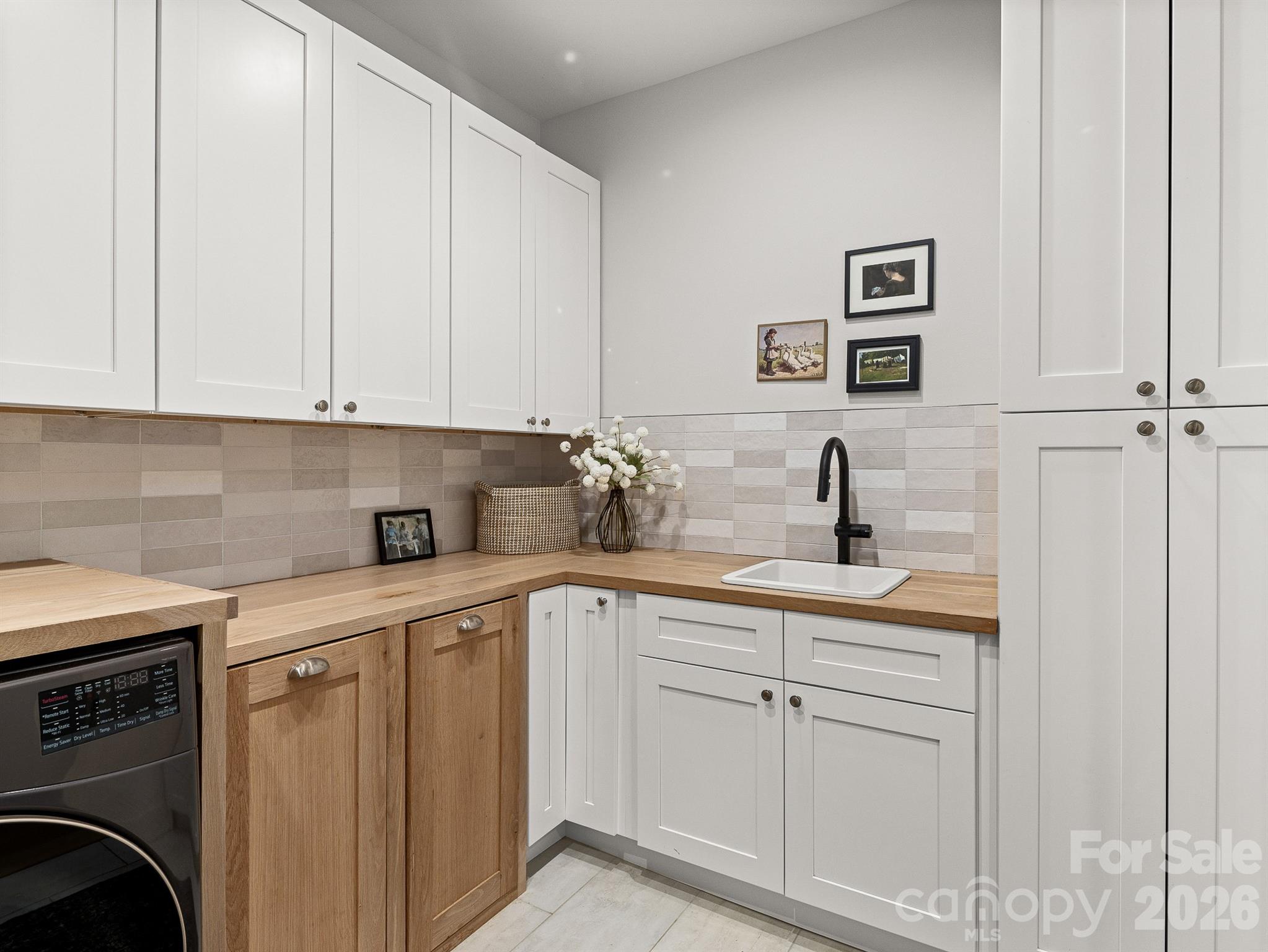 Single Family Residence at 30 Bridgeway Drive, Candler, photo 35 of 46
