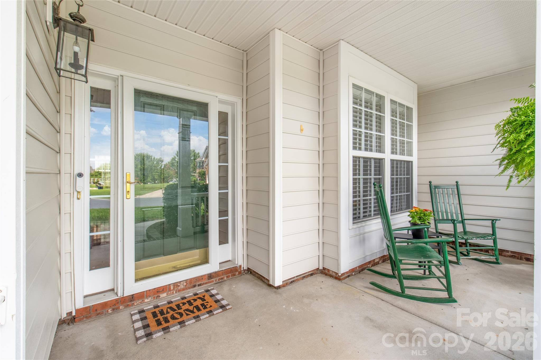 Enjoy chatting with friends over a cup of coffee or an afternoon tea - 1906 Birchbrook Court, Harrisburg