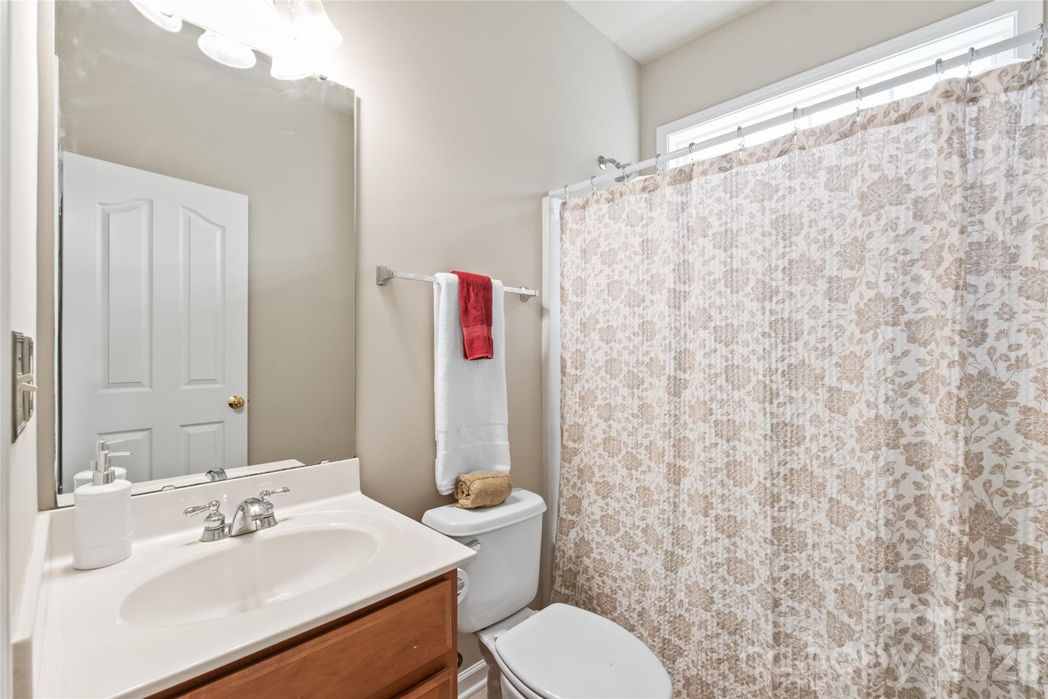 Full bath, just off main floor guest room - 1906 Birchbrook Court, Harrisburg