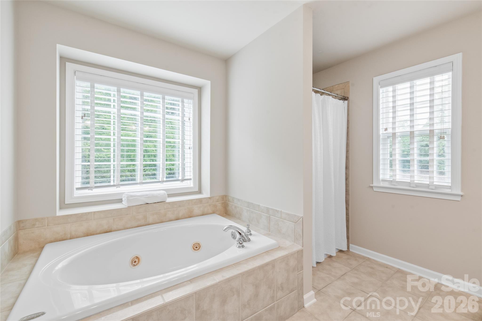Relax away your cares at the end of the day - 1906 Birchbrook Court, Harrisburg