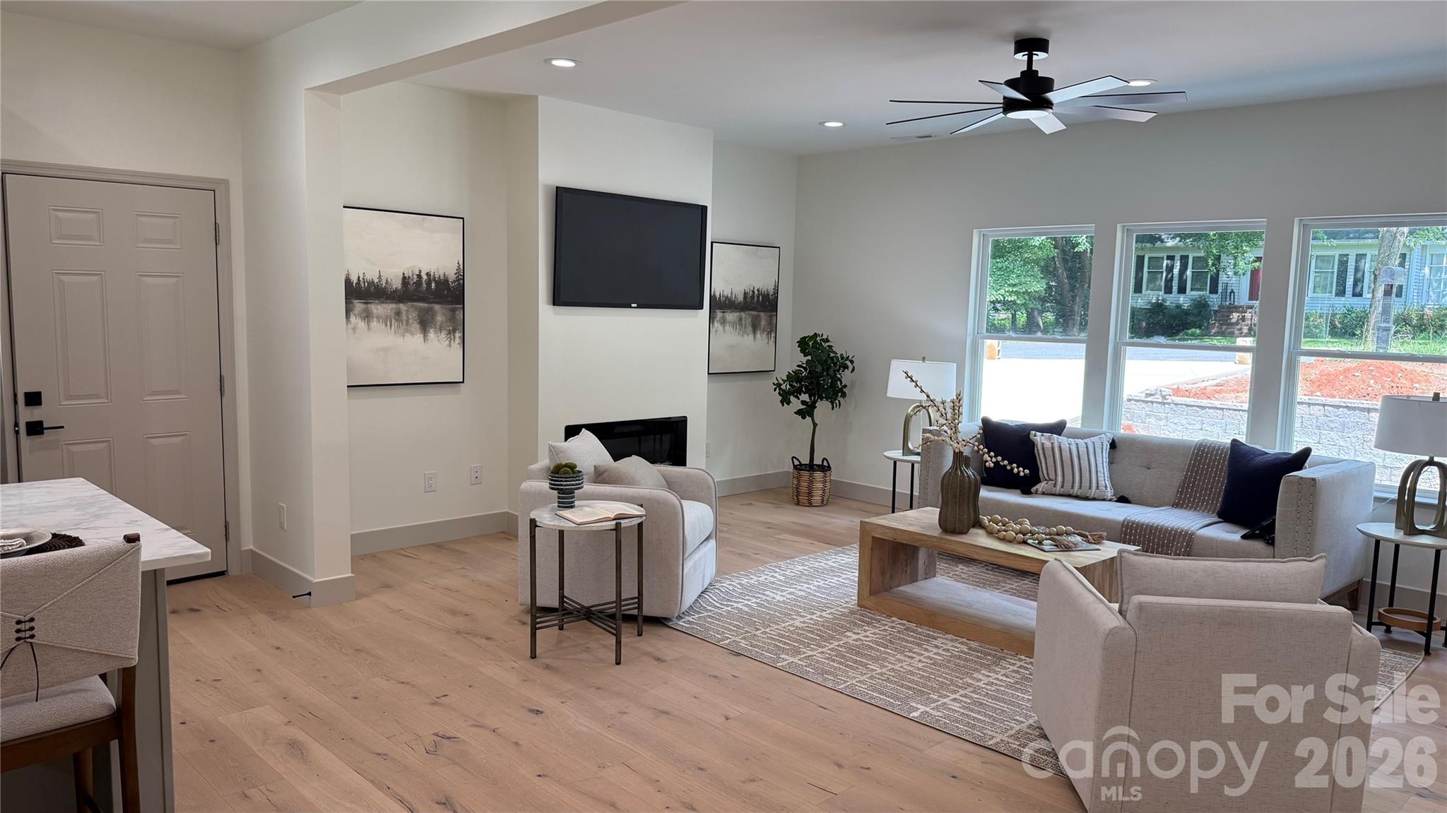 Single Family Residence at 2766 Oakhurst Drive, Rock Hill, photo 6 of 33