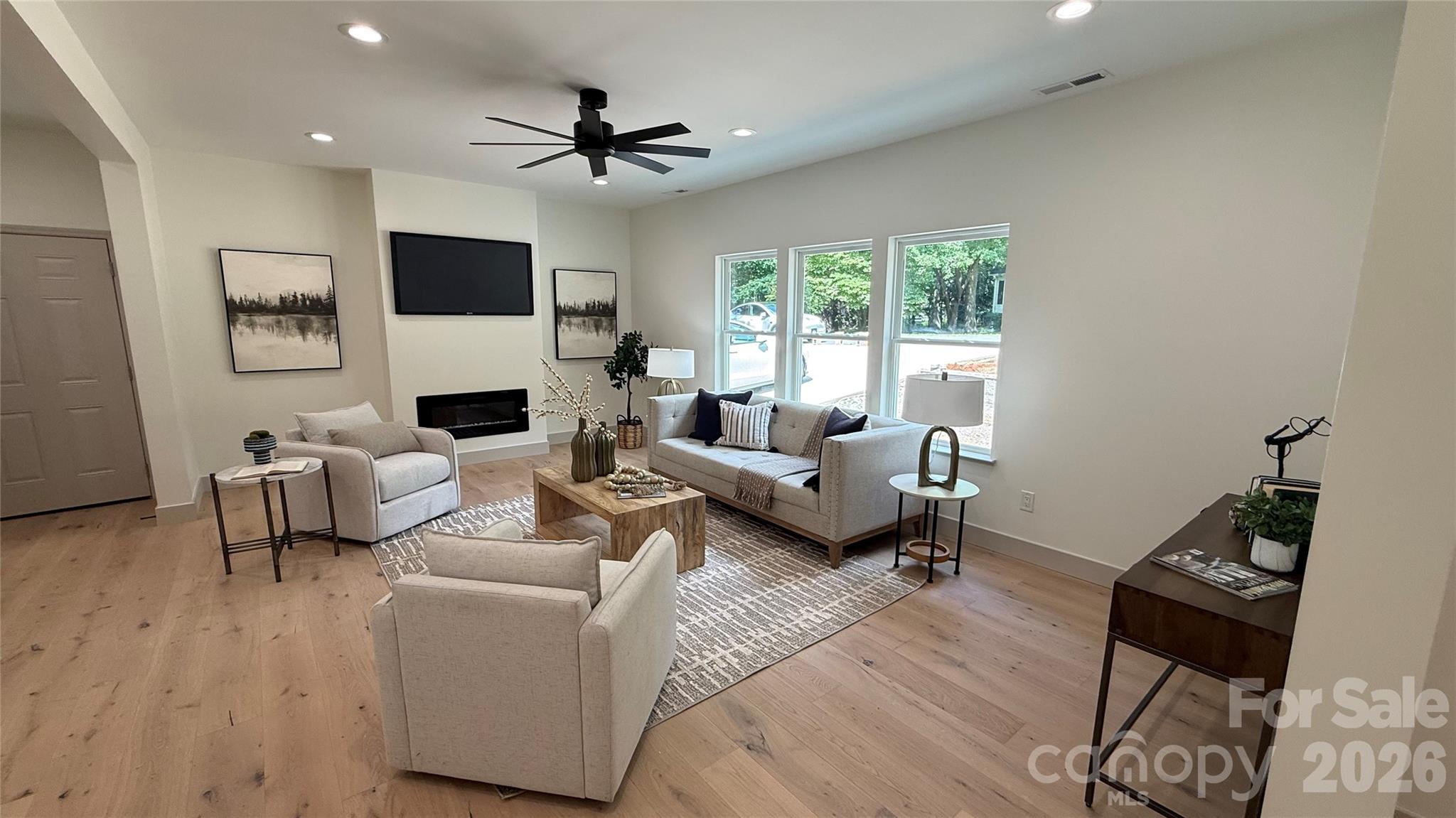 Single Family Residence at 2766 Oakhurst Drive, Rock Hill, photo 14 of 33