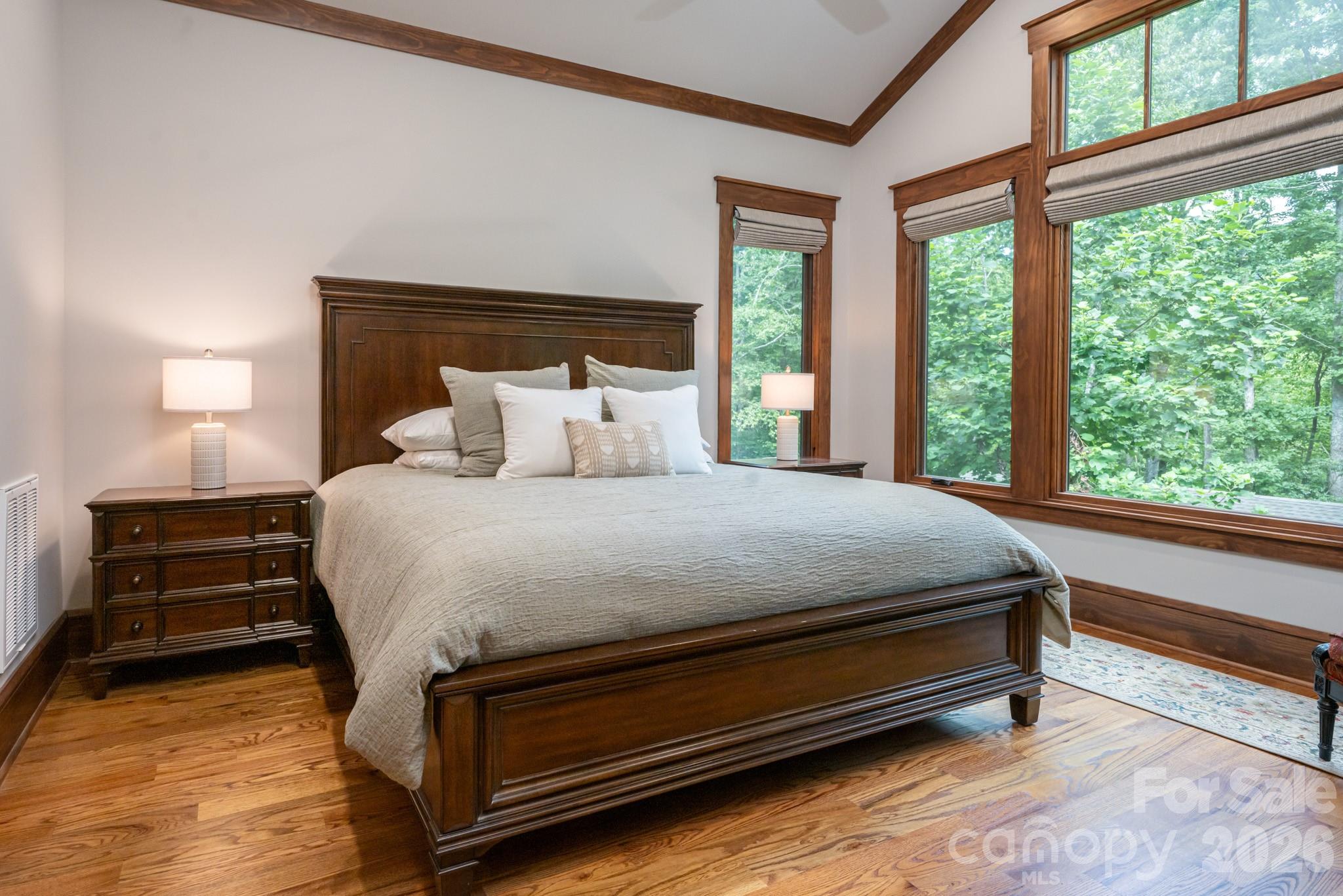 Single Family Residence at 403 Thunder Mountain Road, Hendersonville, photo 20 of 48