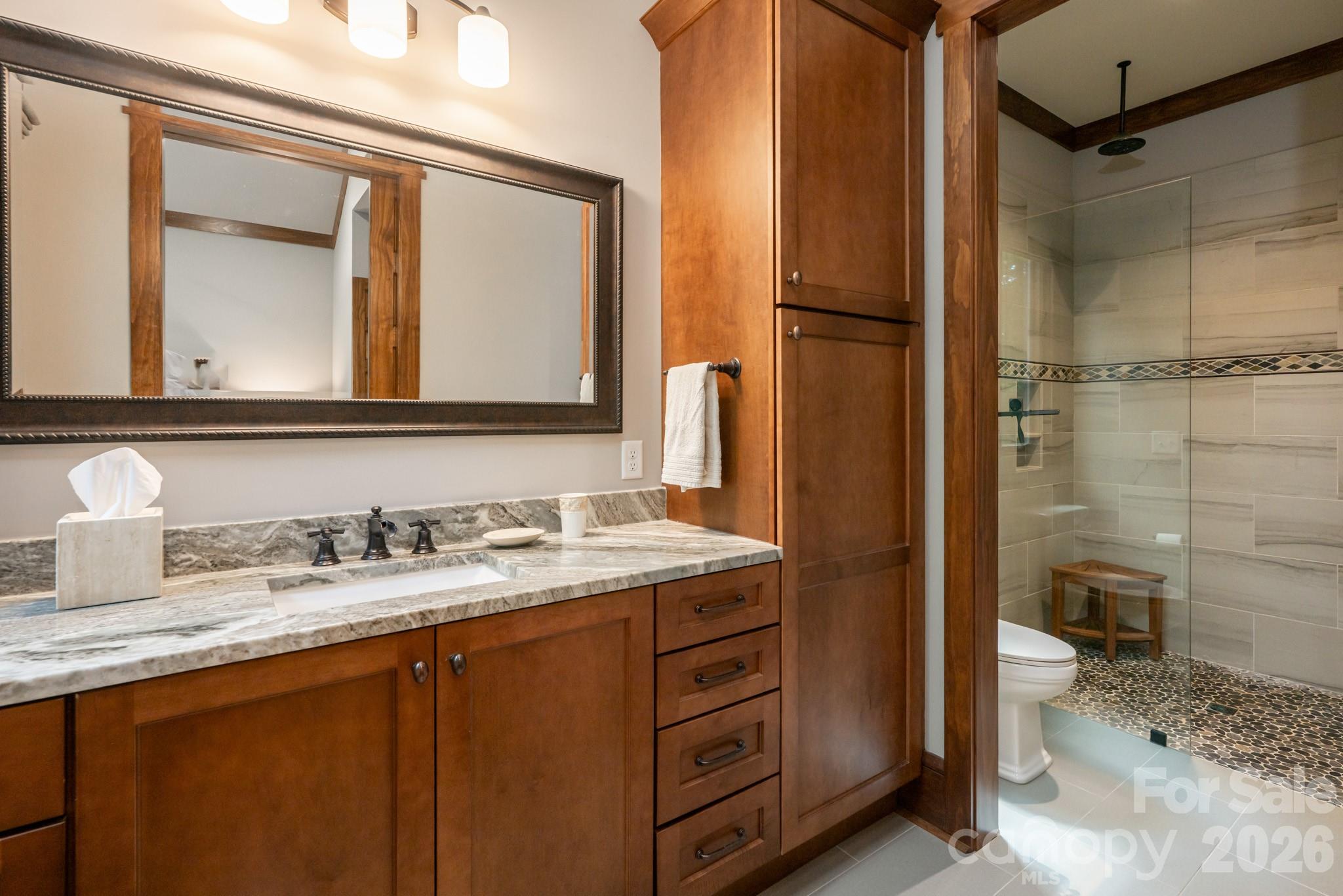 Single Family Residence at 403 Thunder Mountain Road, Hendersonville, photo 22 of 48
