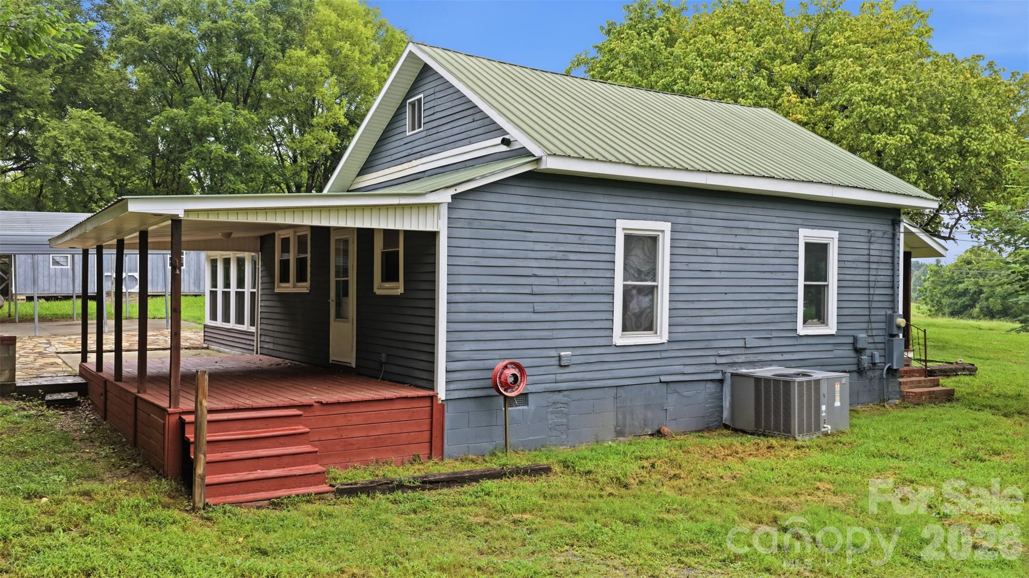 Single Family Residence at 3466 Roberta Road, Concord, photo 8 of 35