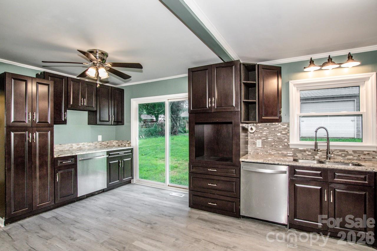 Single Family Residence at 1317 Meadowbrook Circle, Salisbury, photo 16 of 31