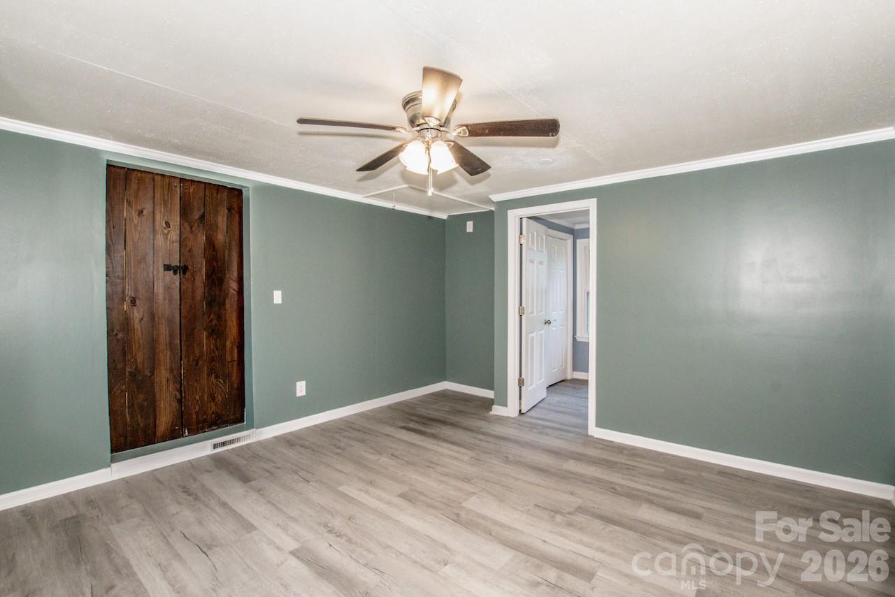 Single Family Residence at 1317 Meadowbrook Circle, Salisbury, photo 20 of 31
