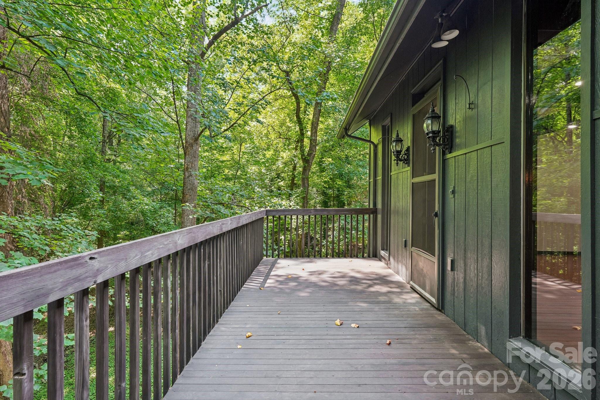 Single Family Residence at 407 Robinwood Drive, Shelby, photo 8 of 48