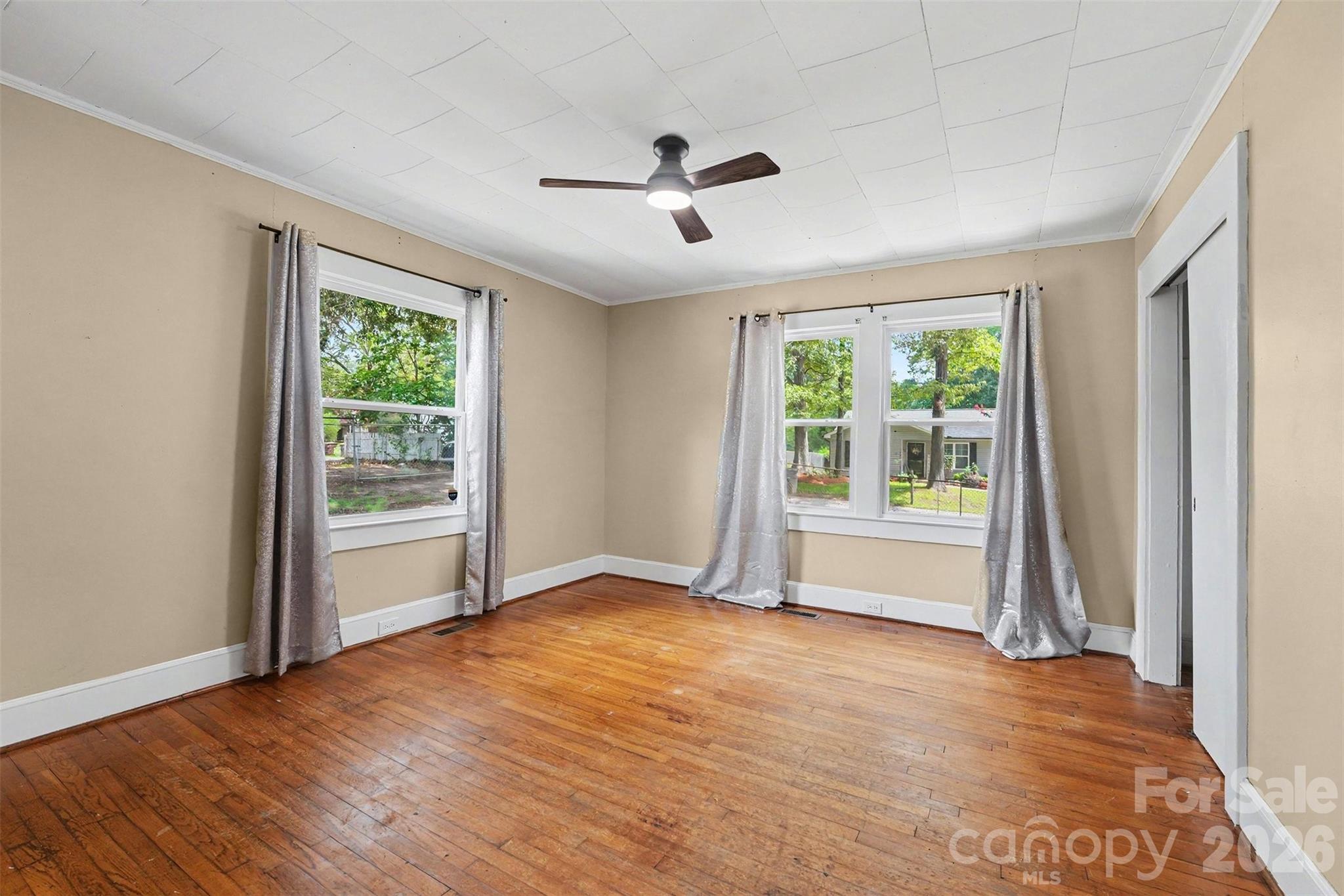 Single Family Residence at 1102 Desoto Avenue, Kannapolis, photo 9 of 16