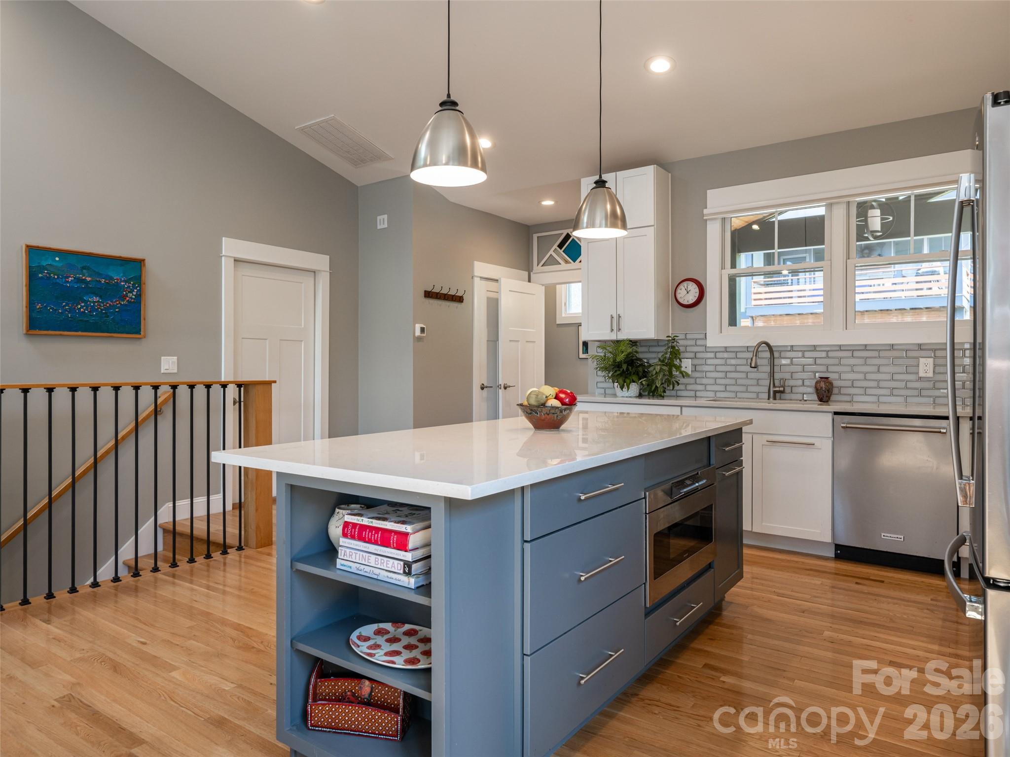 Townhouse at 309 Ava Lane, Asheville, photo 20 of 43